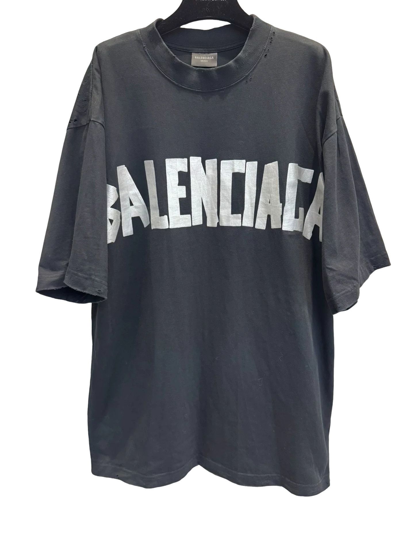 Balenciaga Balenciaga Logo Distressed T-Shirt Size XS Size US XS / EU 42 / 0 - 1 Thumbnail