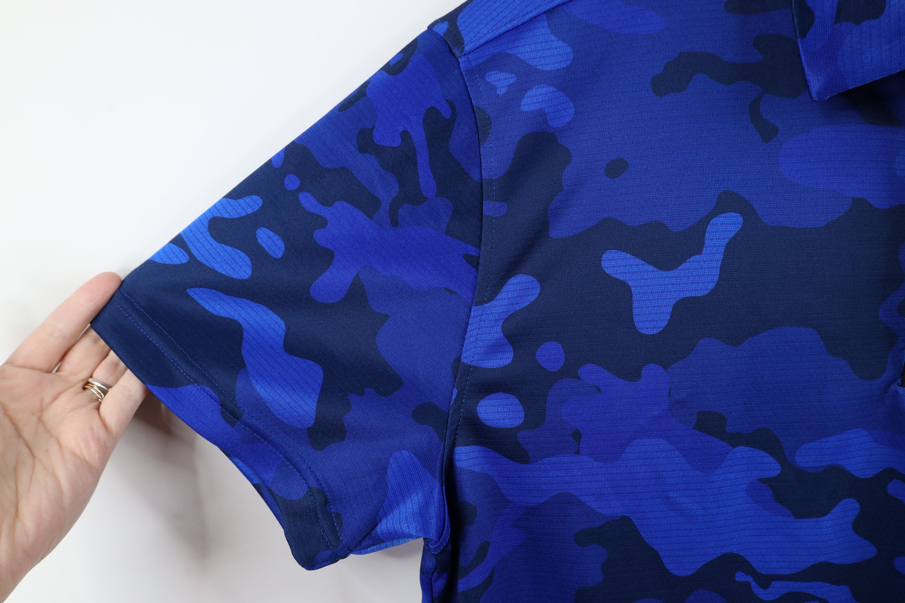Reebok × Vintage New Reebok Crossfit Camouflage Short Sleeve Polo Shirt Blue Size US L / EU 52-54 / 3 - 7 Thumbnail
