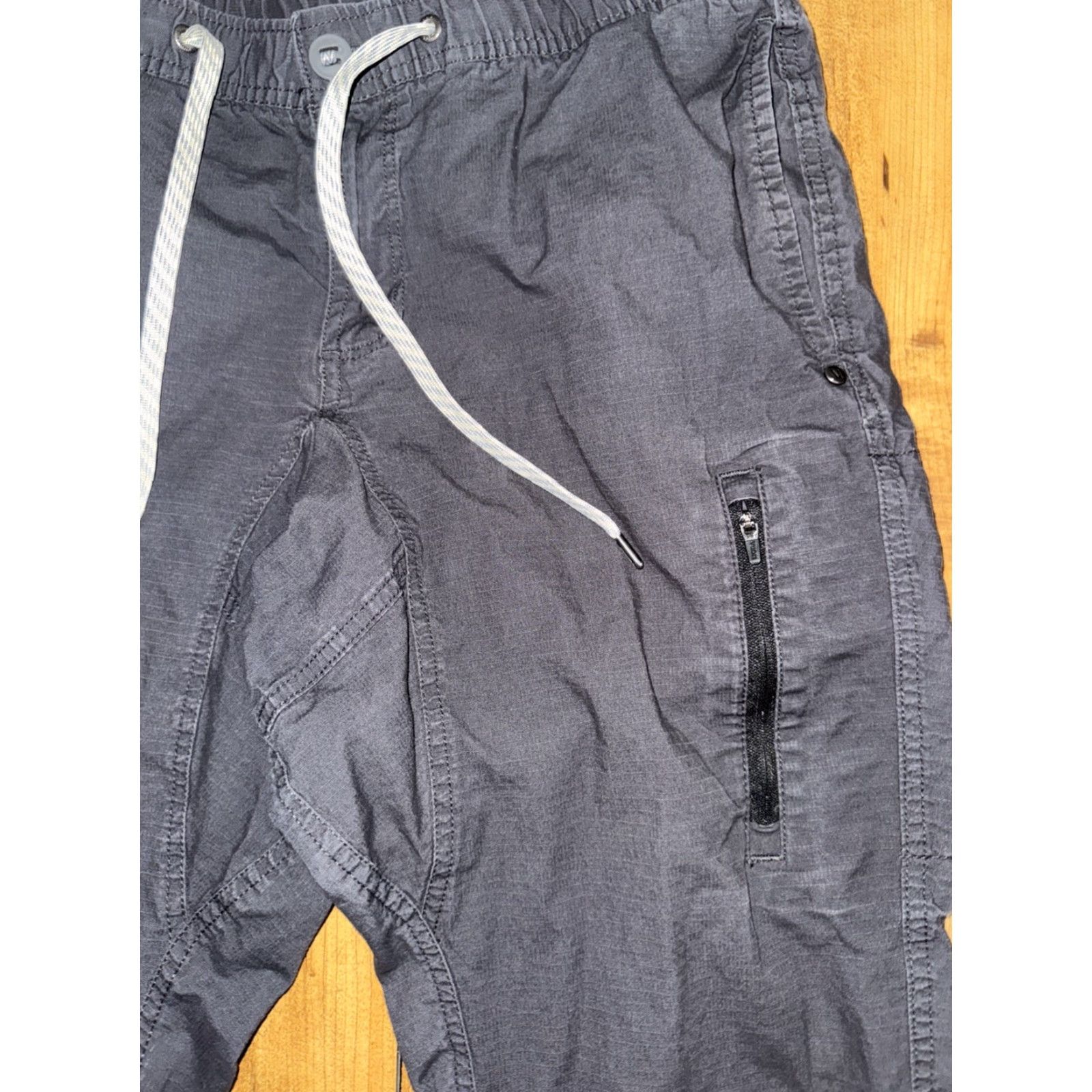 Vuori Vuori Sunday Performance Jogger Gray Men’s Size 32x31 Tech Stretch Pants Size US 32 / EU 48 - 2 Thumbnail