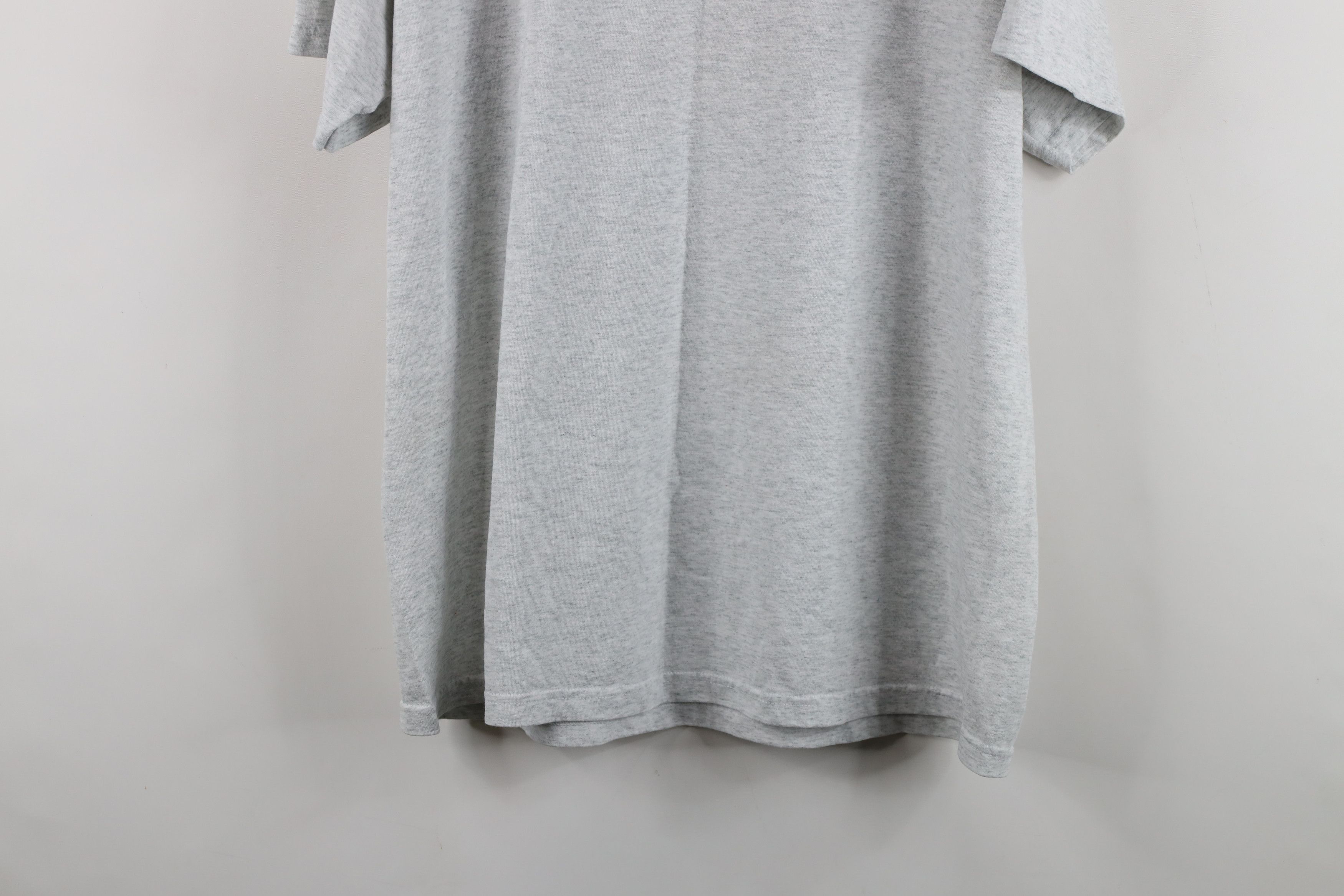 Vintage Vintage 90s ABC Seamless Siding Short Sleeve T-Shirt Gray Size US XL / EU 56 / 4 - 12 Thumbnail