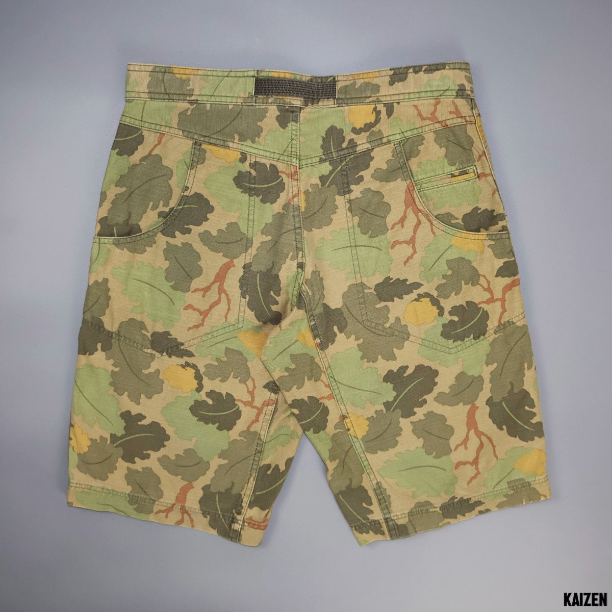 Comme des Garcons COMME DES GARCONS x JUNYA WATANABE - CAMOUFLAGE BELTED SHORT Size US 32 / EU 48 - 2 Thumbnail