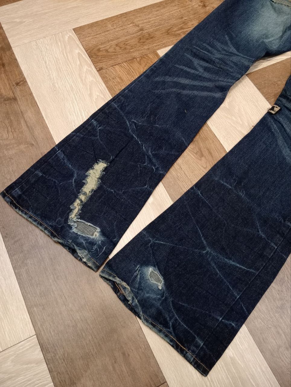 CIVARIZE CIVARIZE JAPAN PATCHED DENIM FLARED PANTS Size US 32 / EU 48 - 10 Thumbnail