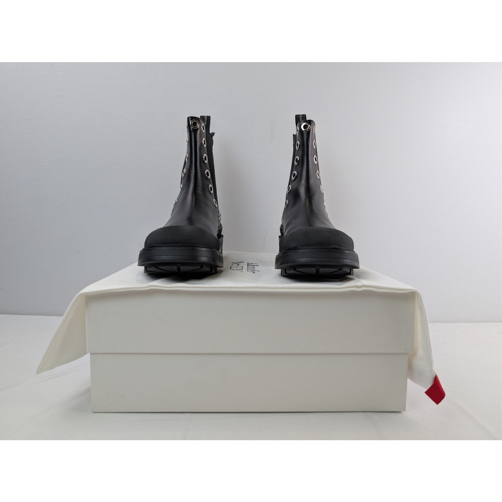 Alexander McQueen o1rshd1 Hardware Shoe Chelsea Boots in Black/Silver Size US 11 / EU 44 - 18 Thumbnail