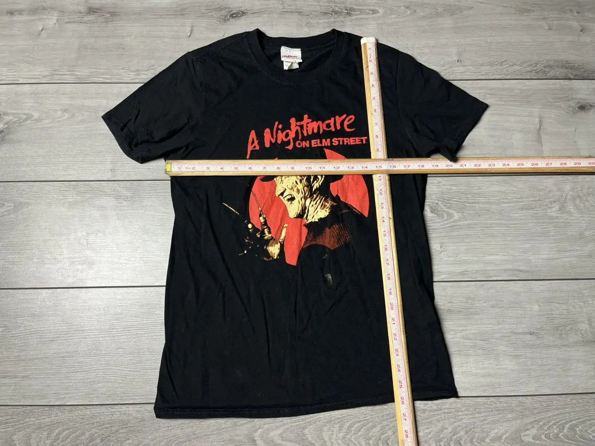 Band Tees Movie A Nightmare Tshirt band tee size Medium Size US M / EU 48-50 / 2 - 5 Thumbnail