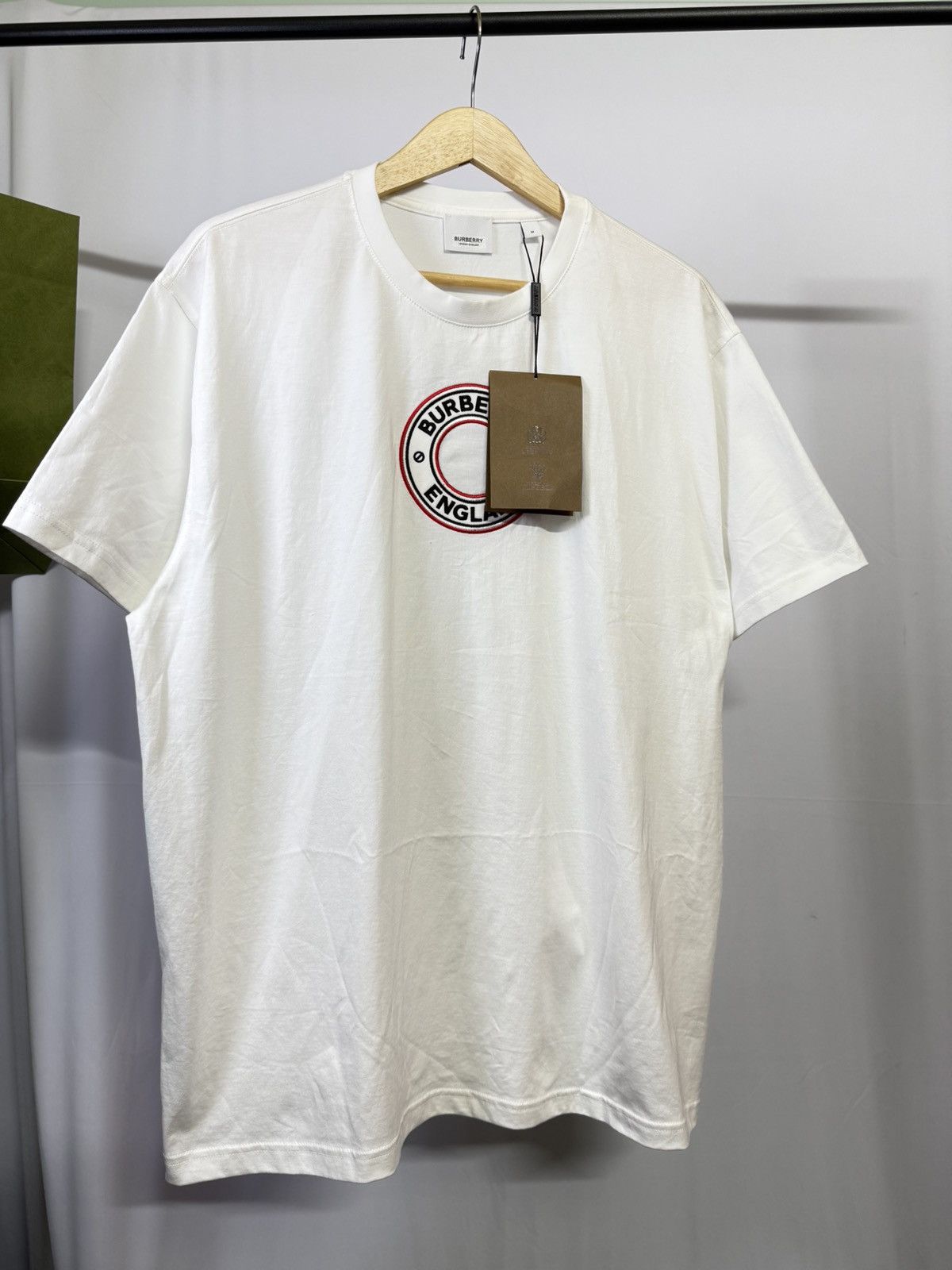 Burberry Burberry Tee circle Size US M / EU 48-50 / 2 - 1 Thumbnail