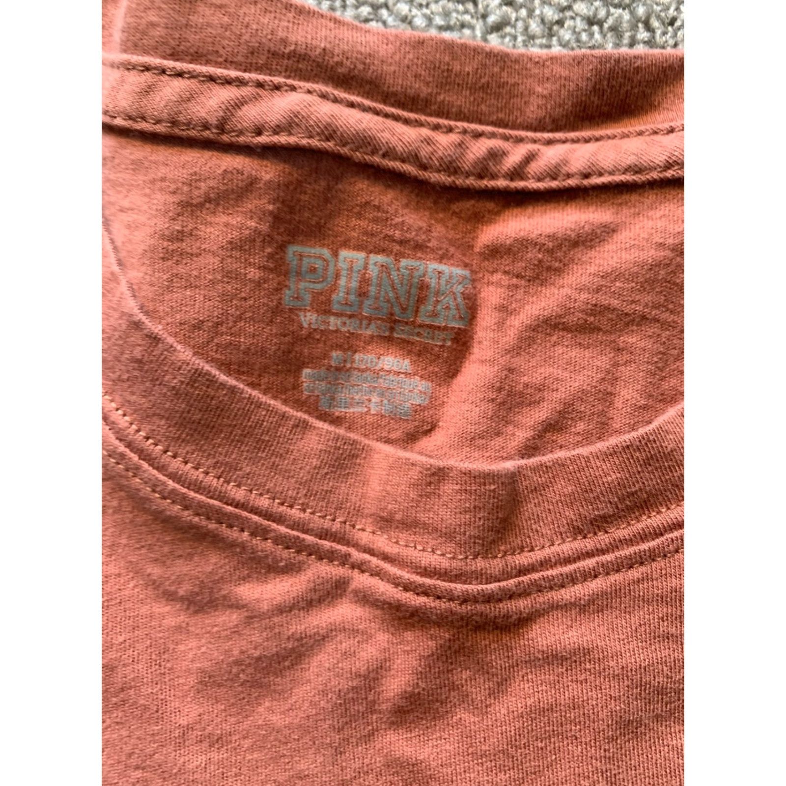 Victoria's Secret Victoria's Secret Shirt Womens M Rainbow Graphic Long Sleeve Colorful Logo Size M / US 6-8 / IT 42-44 - 4 Thumbnail
