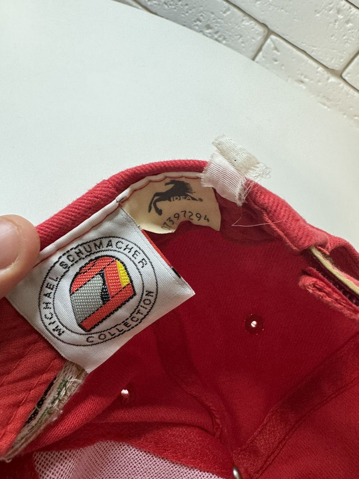Vintage Ferrari F1 world champion 2001 vintage cap hat Size ONE SIZE - 7 Thumbnail