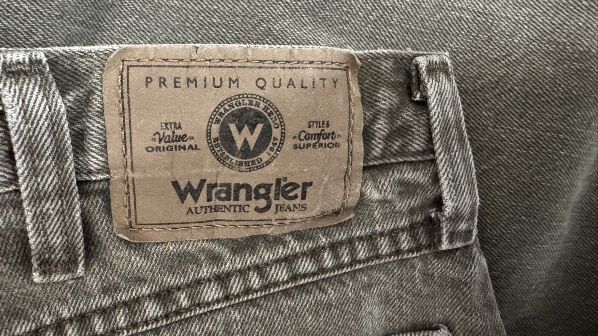Japanese Brand × Wrangler Vintage Faded Olive Green Wrangler Jeans Size US 36 / EU 52 - 4 Thumbnail