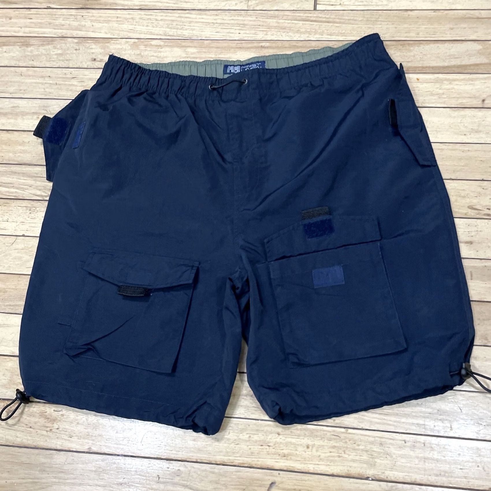 Vintage VINTAGE NAVY FIRST UNION Nylon Cargo Shorts Navy Blue Elastic Waist & Elastic Cinch Knee UAE Size US 33 - 3 Thumbnail