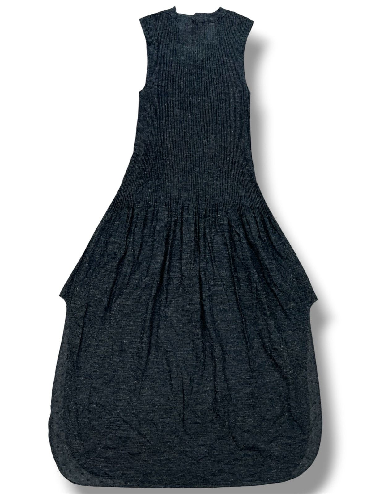Issey Miyake Issey Miyake Half Pleated Sleeveless Balloon Dress Size XS / US 0-2 / IT 36-38 - 3 Thumbnail