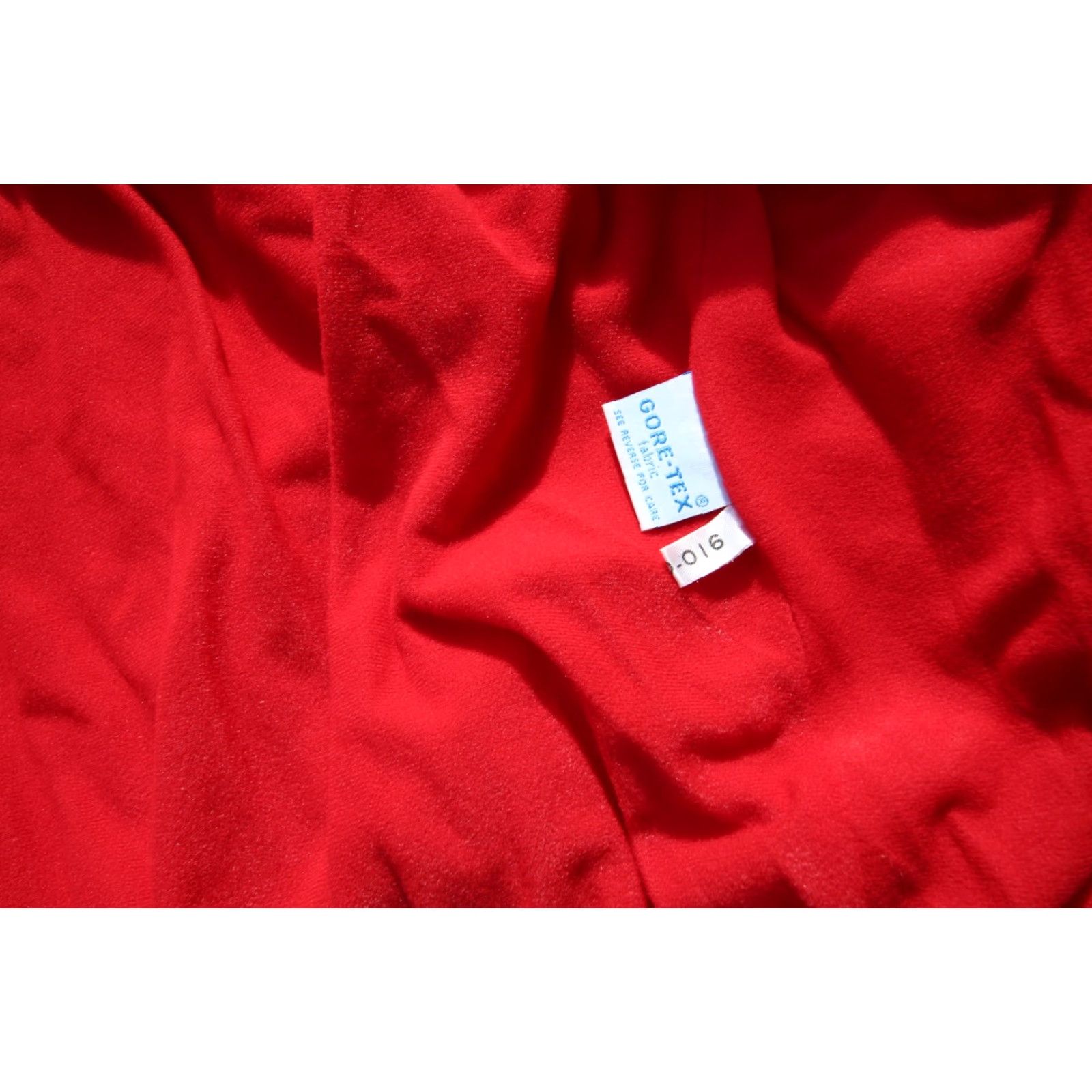 Vintage VINTAGE Gore-Tex Ski Jacket White Stag L Mens Waterproof Red Black Gray Retro Size US L / EU 52-54 / 3 - 7 Thumbnail