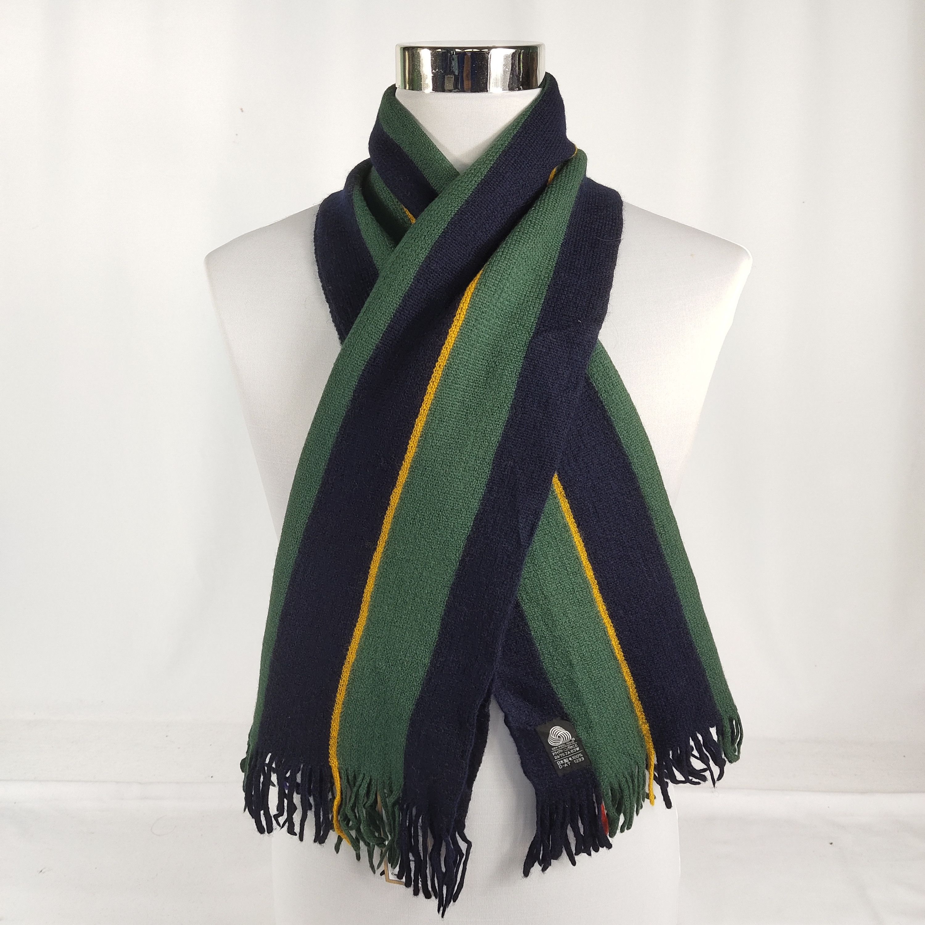 United Colors Of Benetton United Colors Of Benetton Scarf / Muffler / Neckwear M008 Size ONE SIZE - 1 Thumbnail