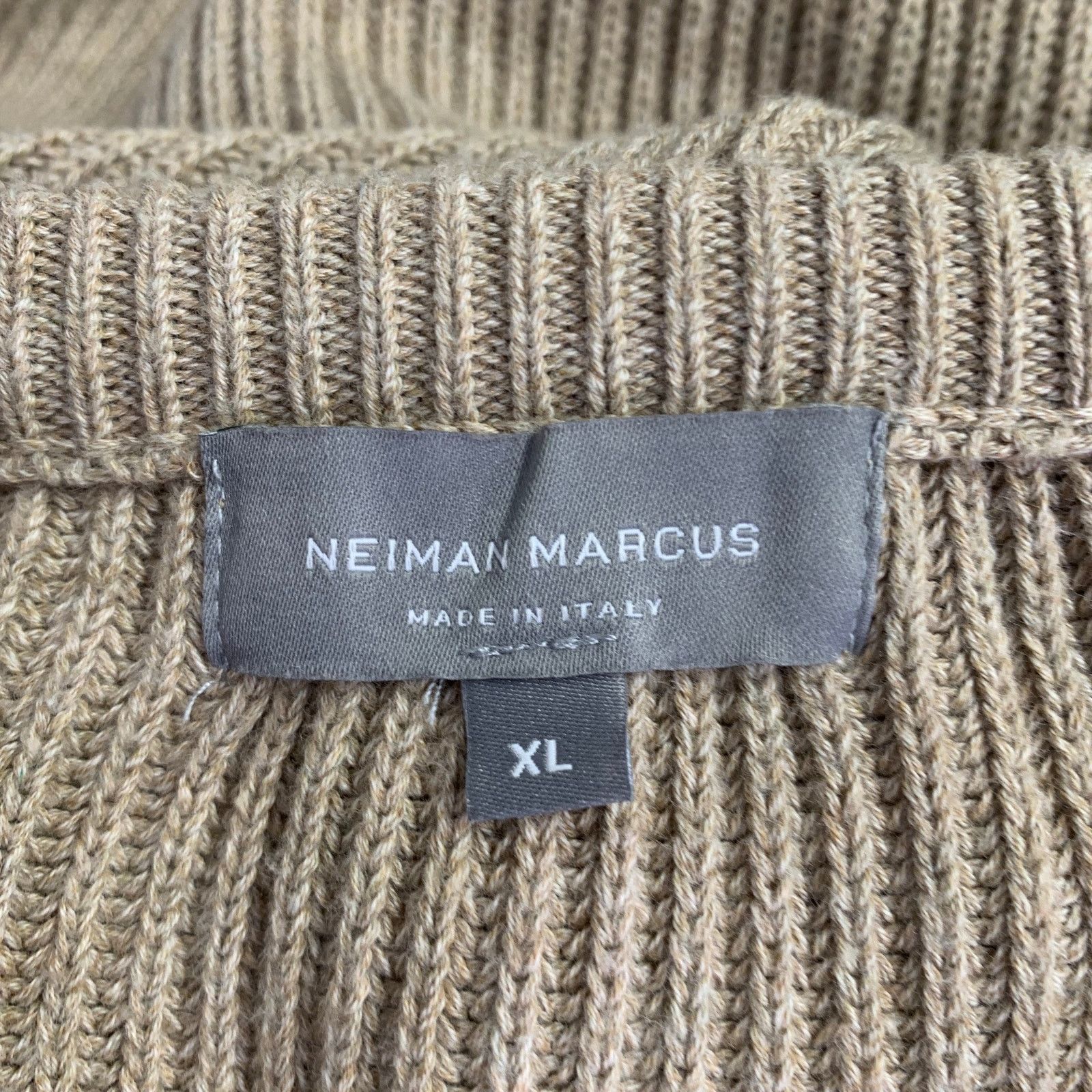 Neiman Marcus NEIMAN MARCUS Size XL Beige Knit Cotton Crew Neck Sweater Size US XL / EU 56 / 4 - 4 Thumbnail