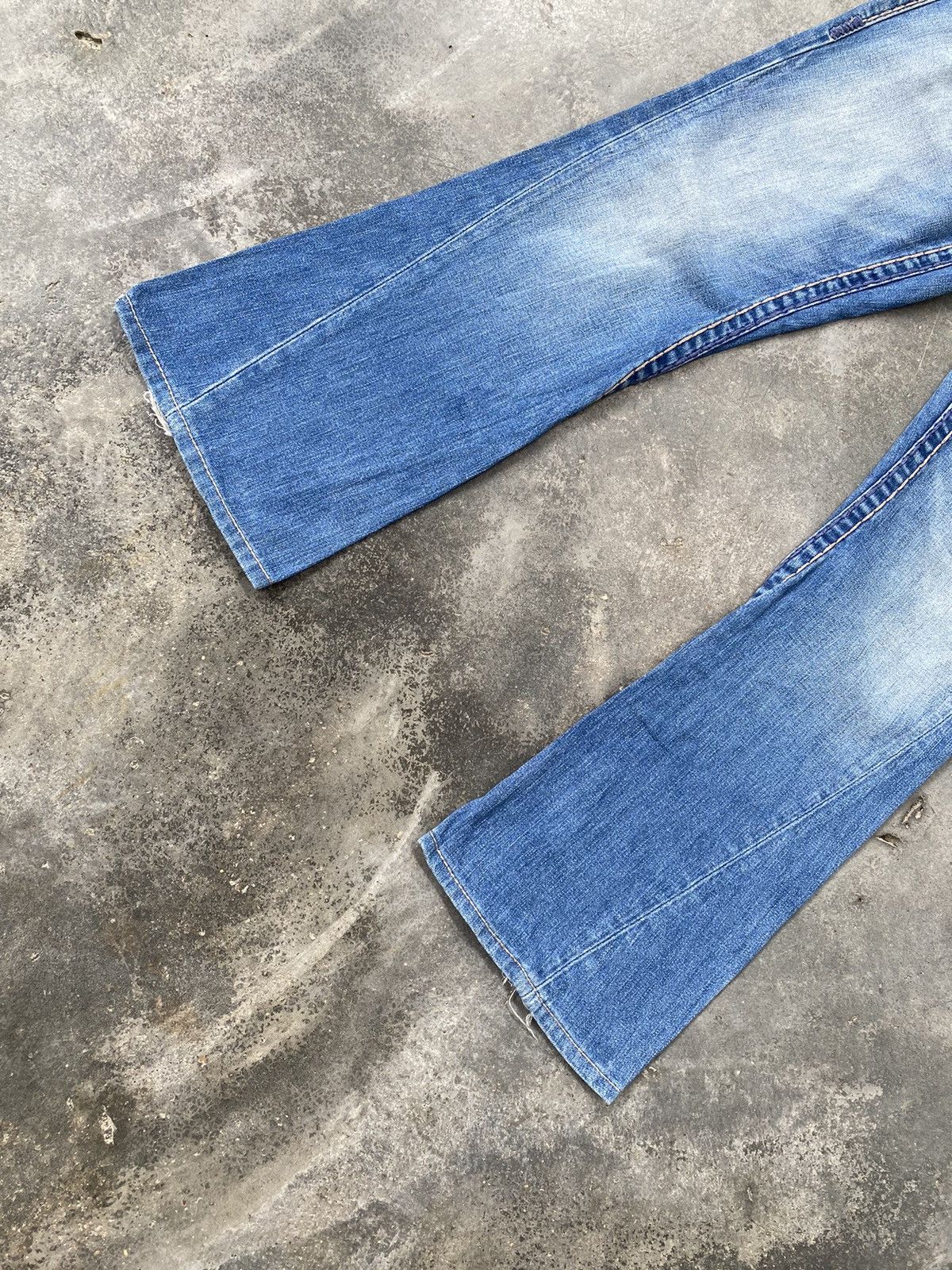 True Religion Vintage True Religion Distressed Denim Pants Size US 30 / EU 46 - 5 Thumbnail