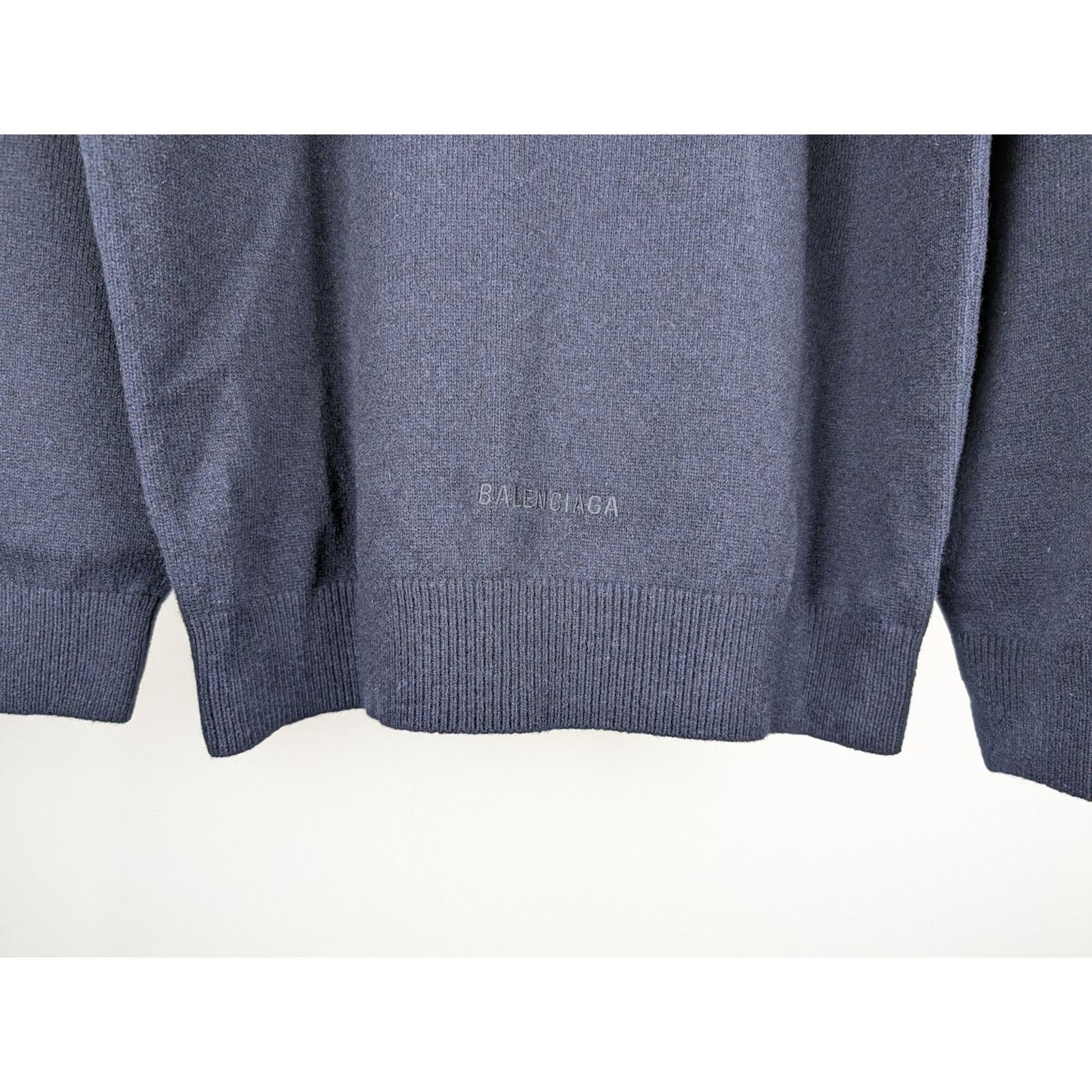 Balenciaga o1rshd1 High-Neck Sweatshirt in Blue Size: 2 Size US M / EU 48-50 / 2 - 13 Thumbnail