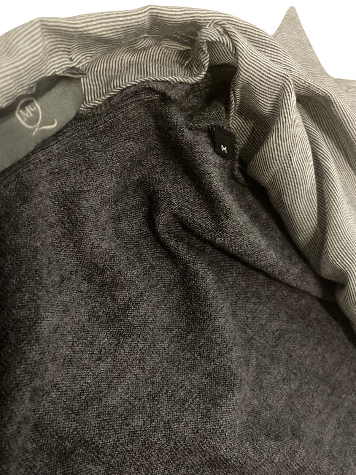 Alexander McQueen Cardigan Alexander McQueen edition 2011, size M Size US M / EU 48-50 / 2 - 10 Thumbnail