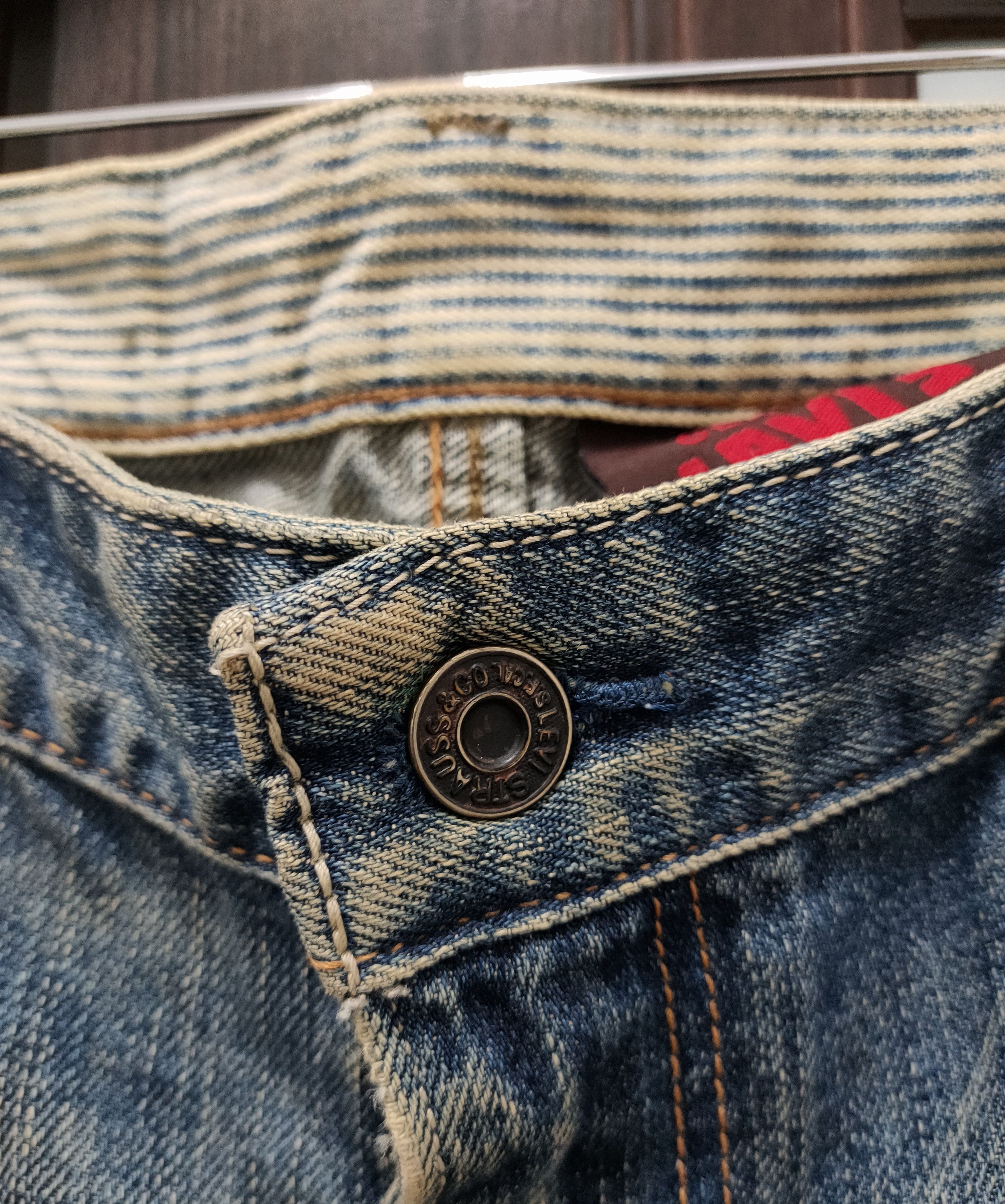 Levi's 💥 Flared Levi's 522 Buckle Back Distressed💥 Size US 32 / EU 48 - 11 Thumbnail