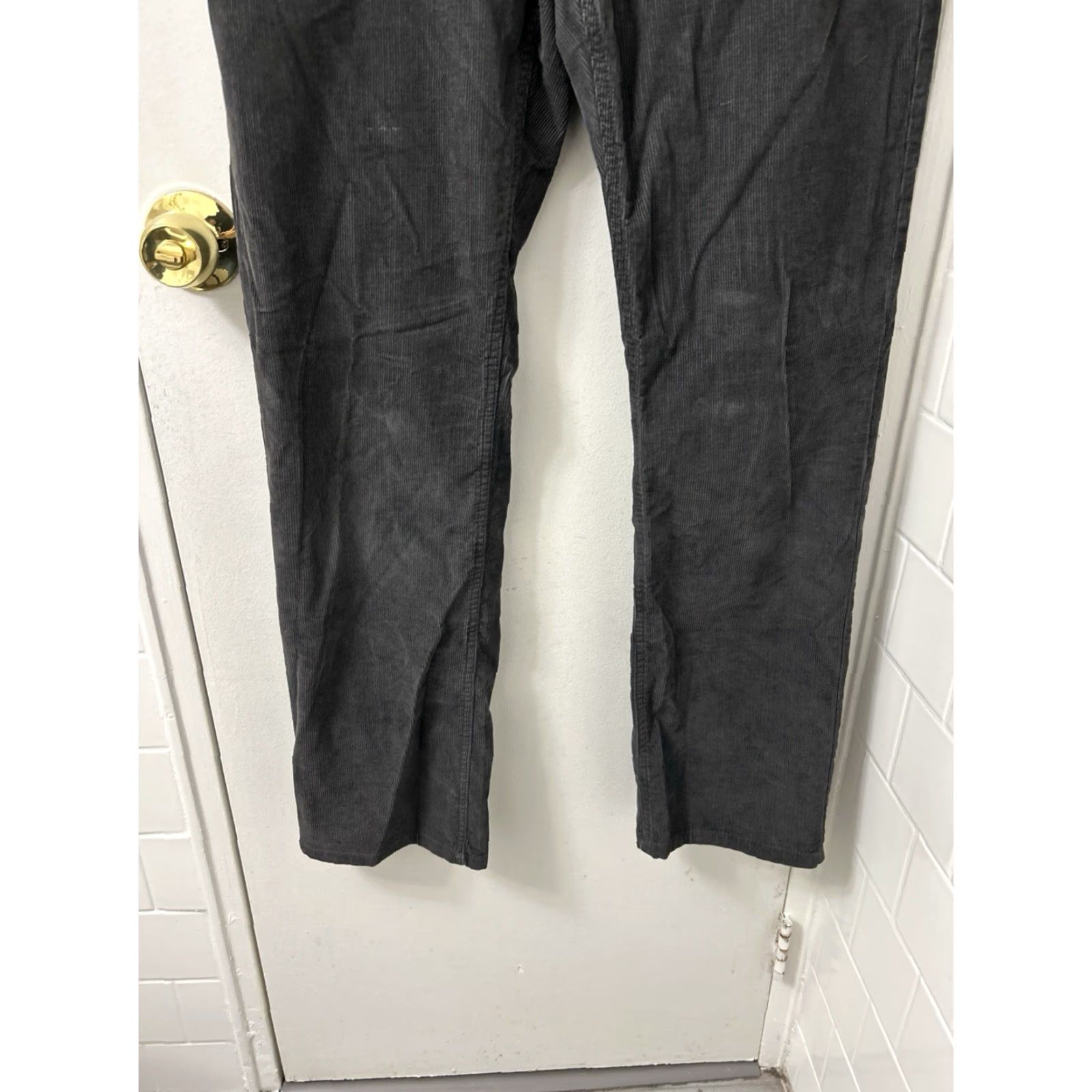 Eddie Bauer Eddie Bauer Corduroy Pants Mens 32x32 Straight Fit Khakis Gray Solid 5-Pocket Classic Casual Trousers Size US 32 / EU 48 - 3 Thumbnail