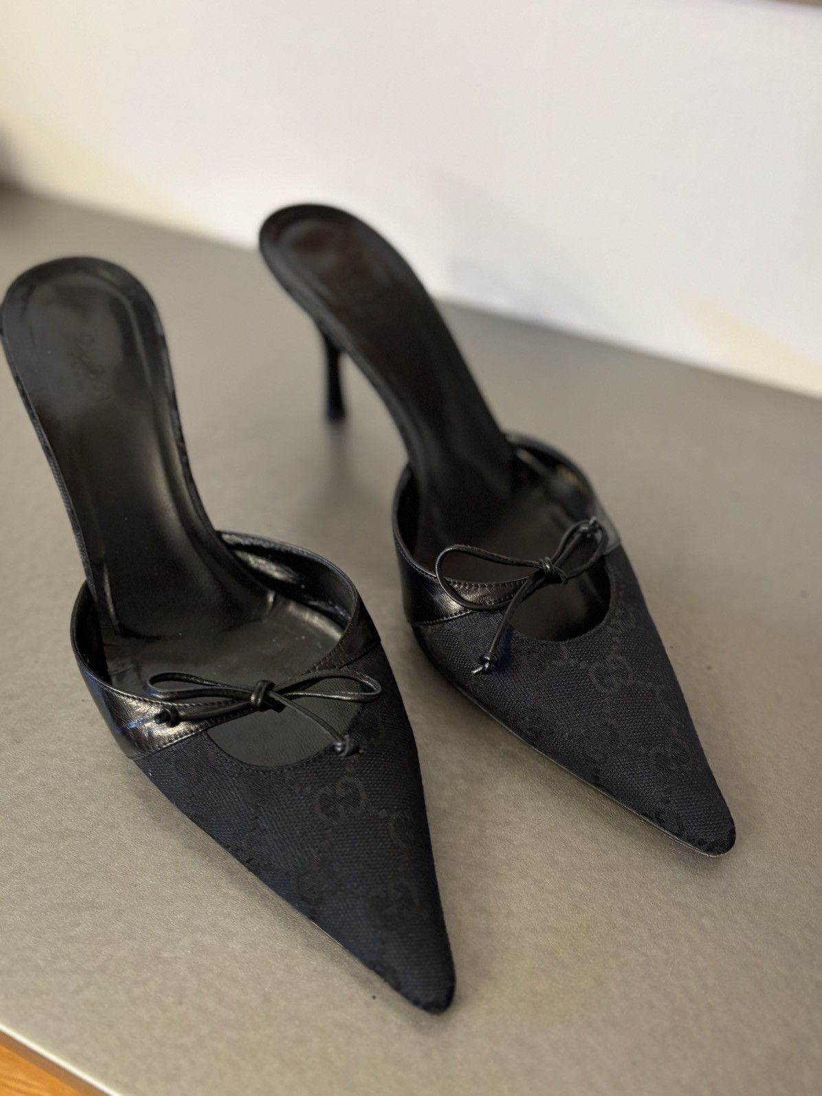 Gucci Black monogram mules grommet accents decorative leather bow Size US 8.5 / IT 38.5 - 13 Thumbnail