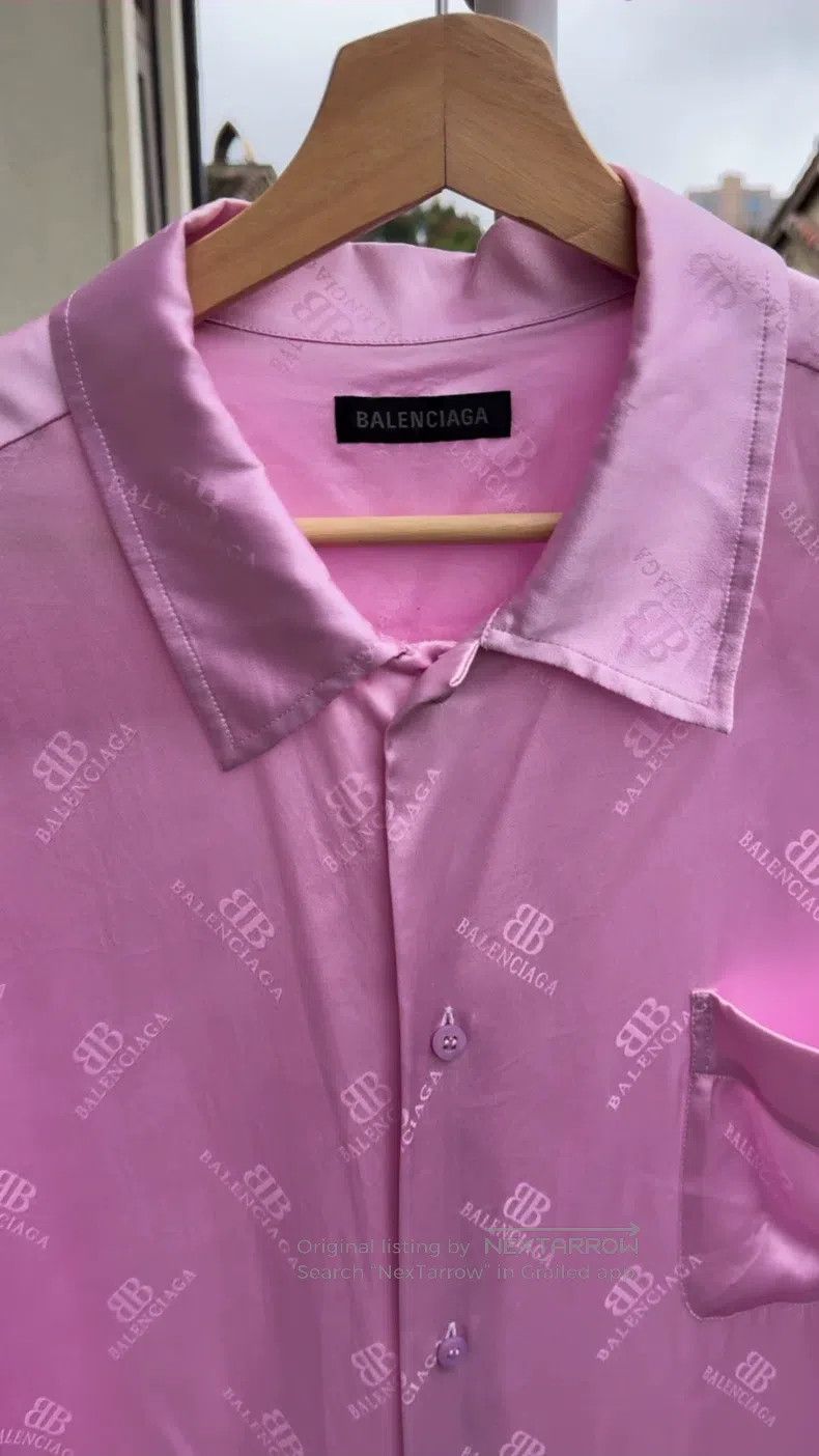 Balenciaga Balenciaga Silk Full Logo Shirt Size XXS / US 00 / IT 34 - 1 Thumbnail