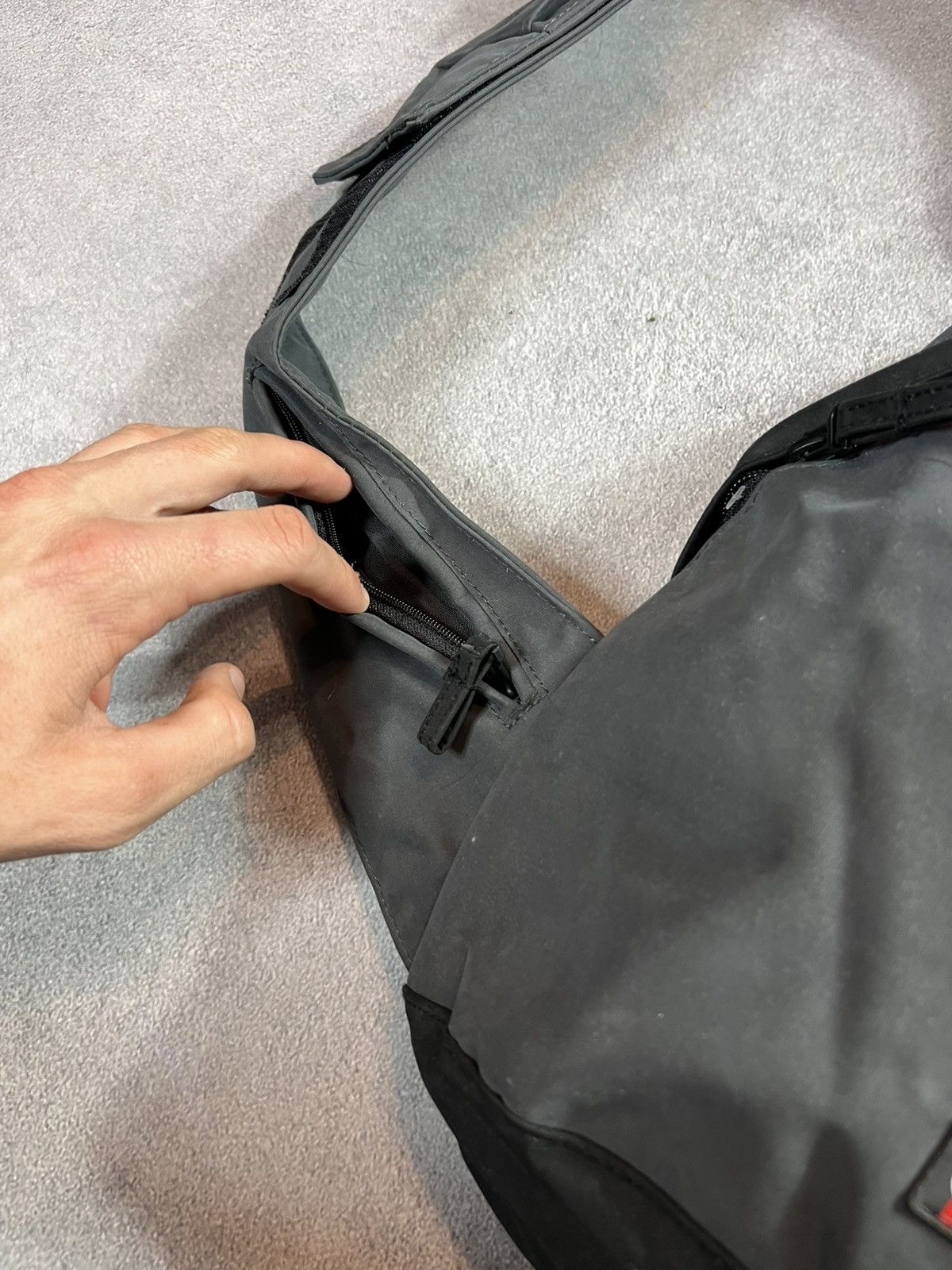 Vintage 🔥 Champion Sling Bag – Street Essential Size ONE SIZE - 5 Thumbnail