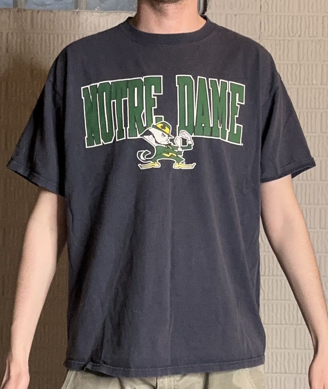 Vintage Vintage Notre Dame Fighting Irish T Shirt Size US XL / EU 56 / 4 - 1 Thumbnail