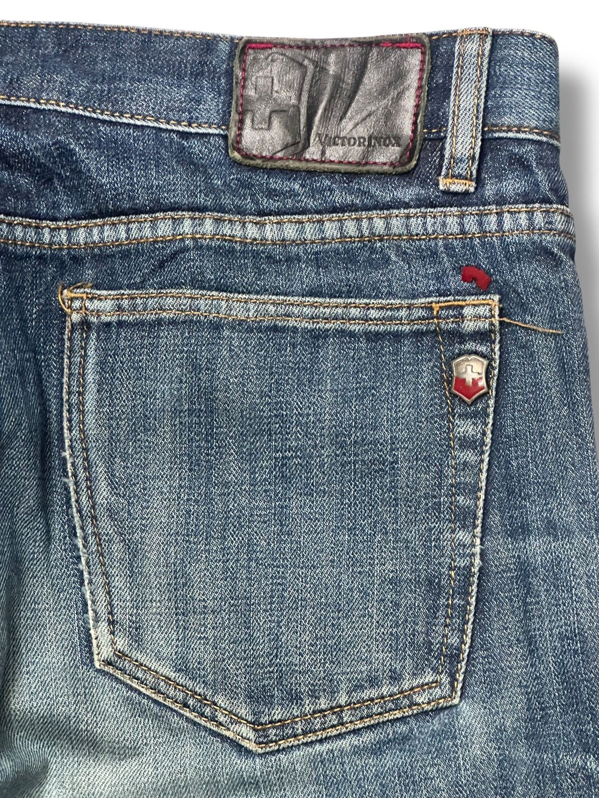 Victorinox Vintage Victorinox Premium Selvage Denim Light Blue Wash Size US 36 / EU 52 - 8 Thumbnail