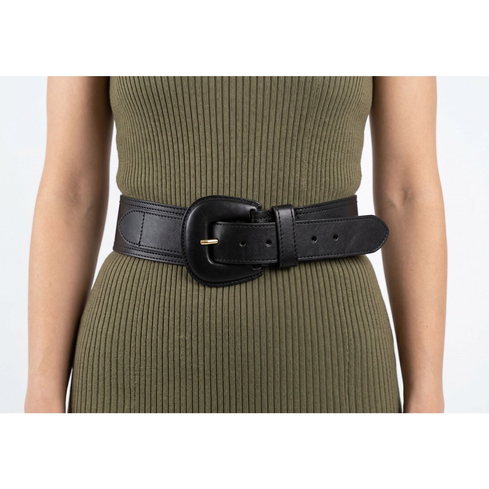 Vintage Vintage The Limited Black Italian Leather Wide Belt (S) Size ONE SIZE - 1 Thumbnail