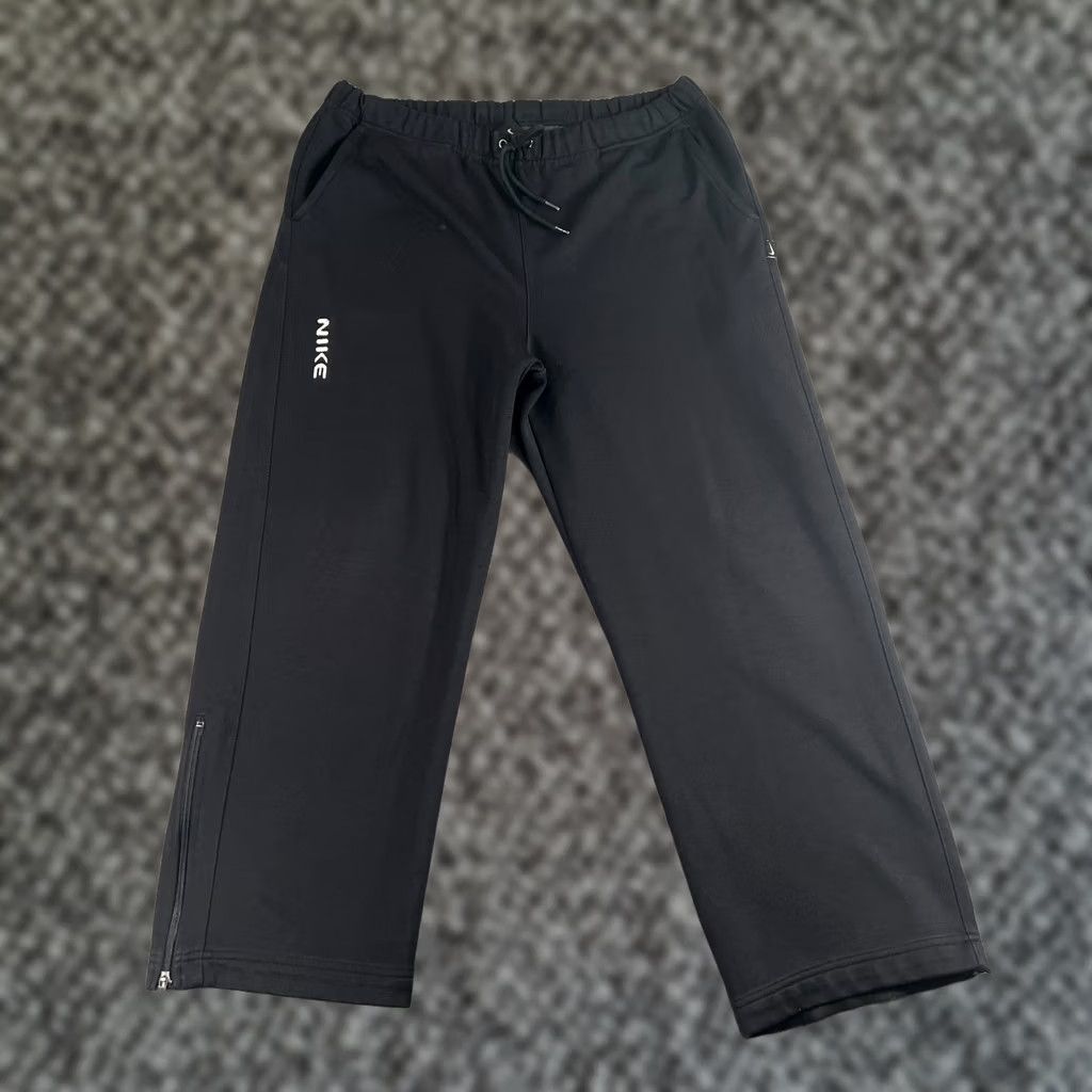 Nike VTG Nike Y2K Sweatpants Black Swoosh Joggers M Casual Athletic Pants Size US 31 - 1 Thumbnail