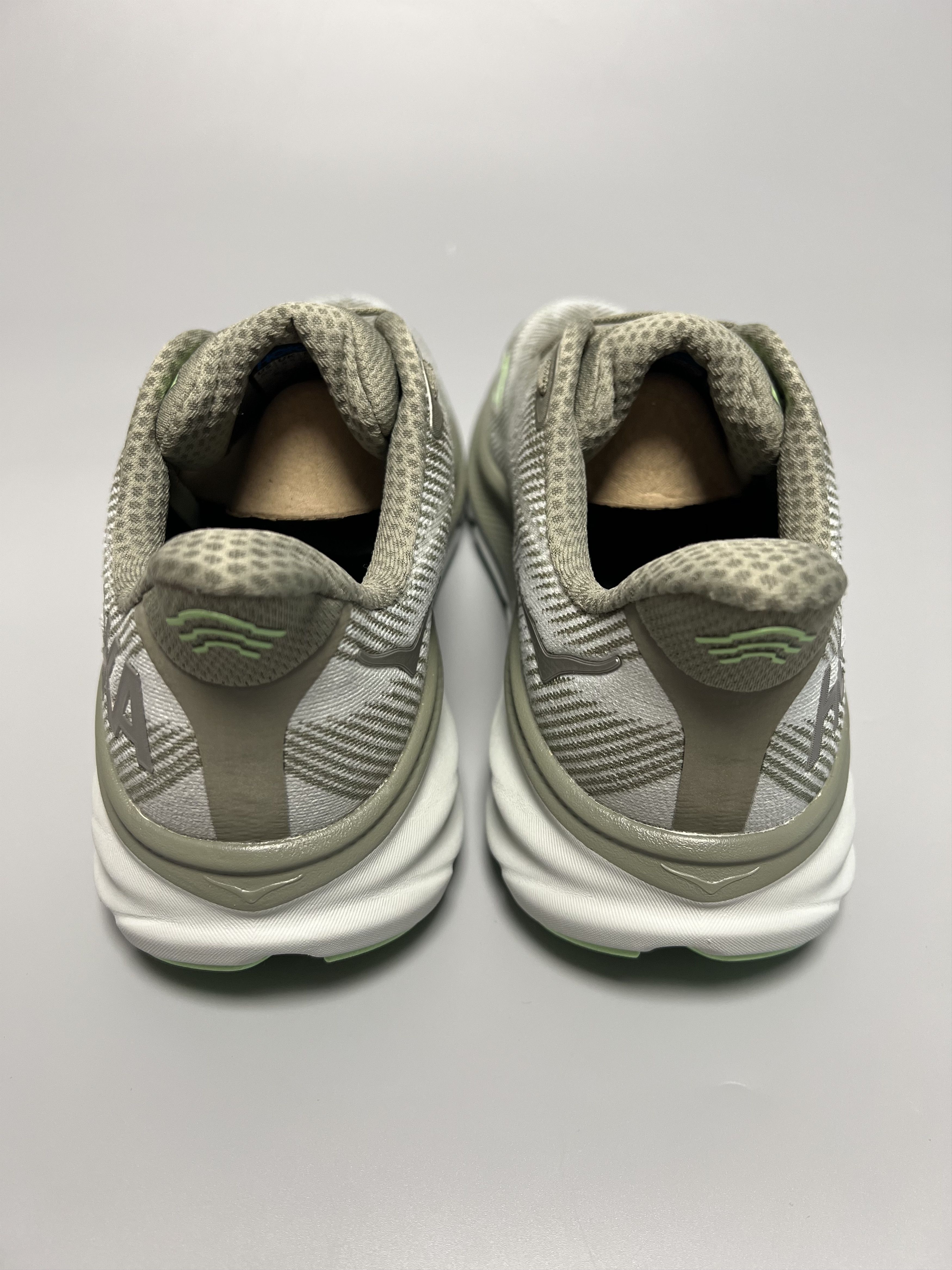 Hoka 9D Hoka One One Clifton 9 Running Shoes Walking Gym Size US 9 / EU 42 - 14 Thumbnail
