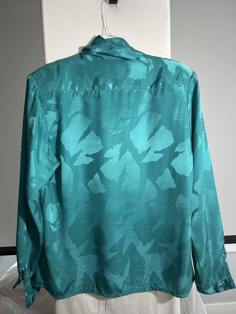 Diane von Furstenberg Vintage Diane von Furstenberg Turquoise Blouse with Bow Tie Size L / US 10 / IT 46 - 3 Thumbnail