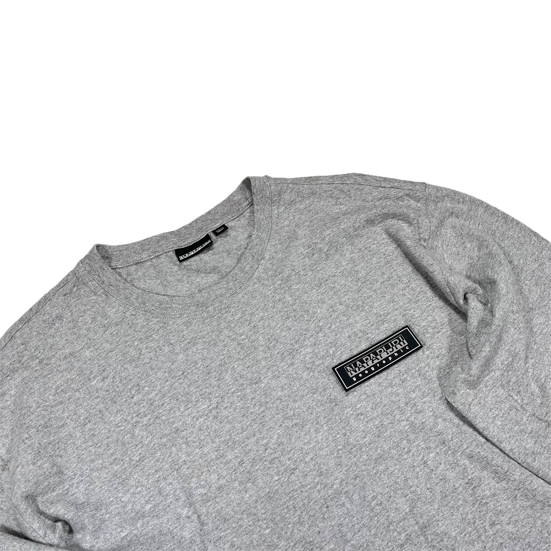 Napapijri Napapijri oversized longsleeve, simple and cozy, Size M Size US M / EU 48-50 / 2 - 3 Thumbnail