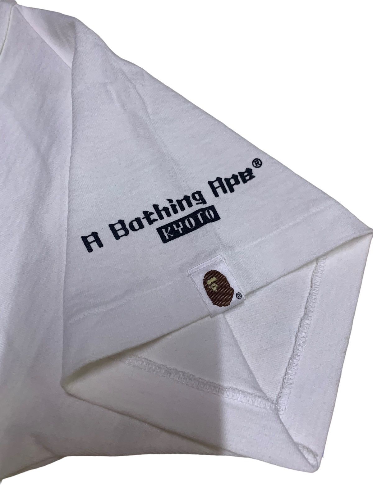 Bape Bape Kyoto milo busy work Tee Size US L / EU 52-54 / 3 - 5 Thumbnail