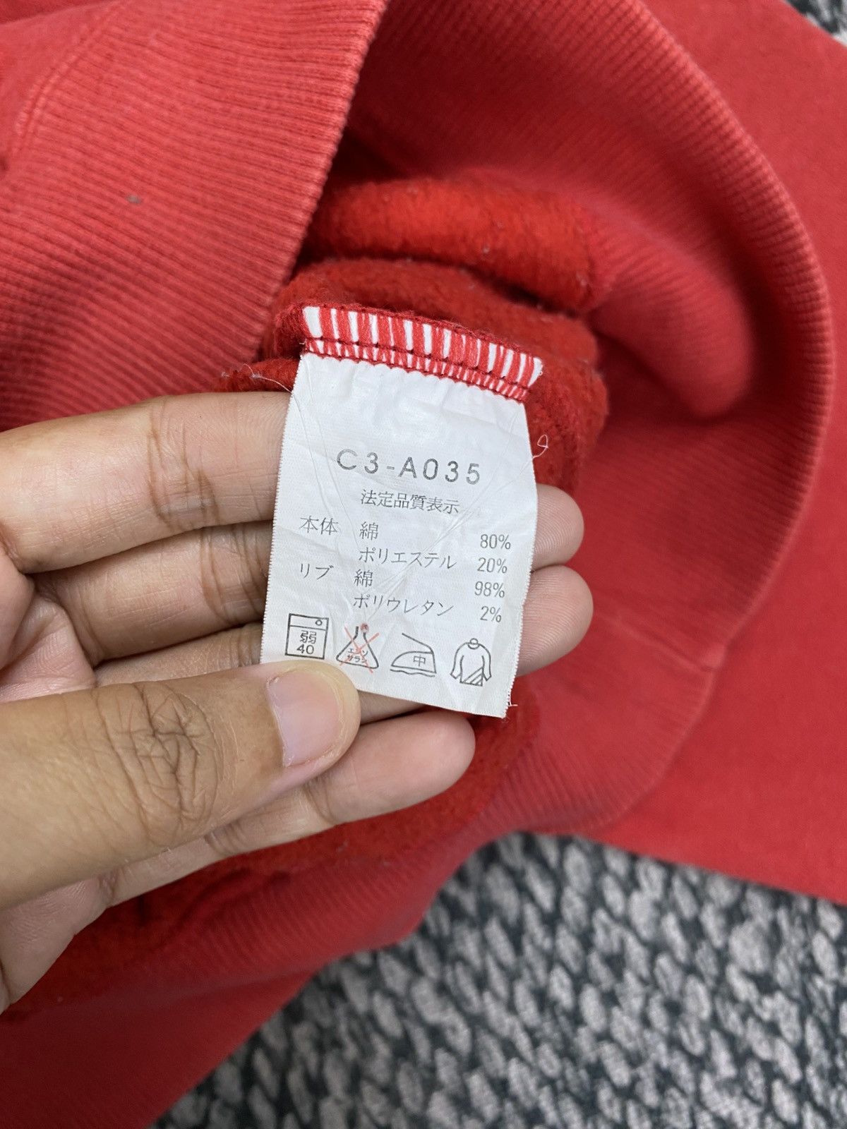 Champion Vintage Champion Red Small Logo Crewneck Sweatshirt Size US L / EU 52-54 / 3 - 8 Thumbnail