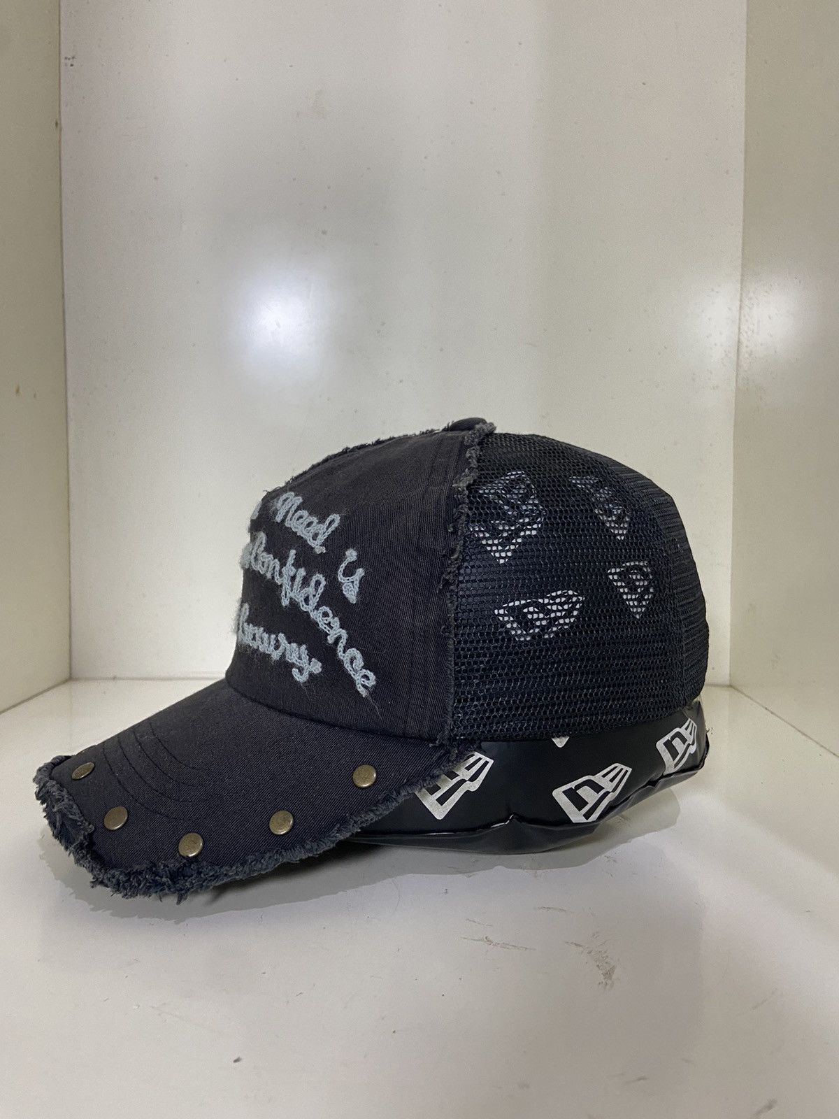 If Six Was Nine 2000s milsa trucker hat ditsetressed buttons Size ONE SIZE - 6 Thumbnail
