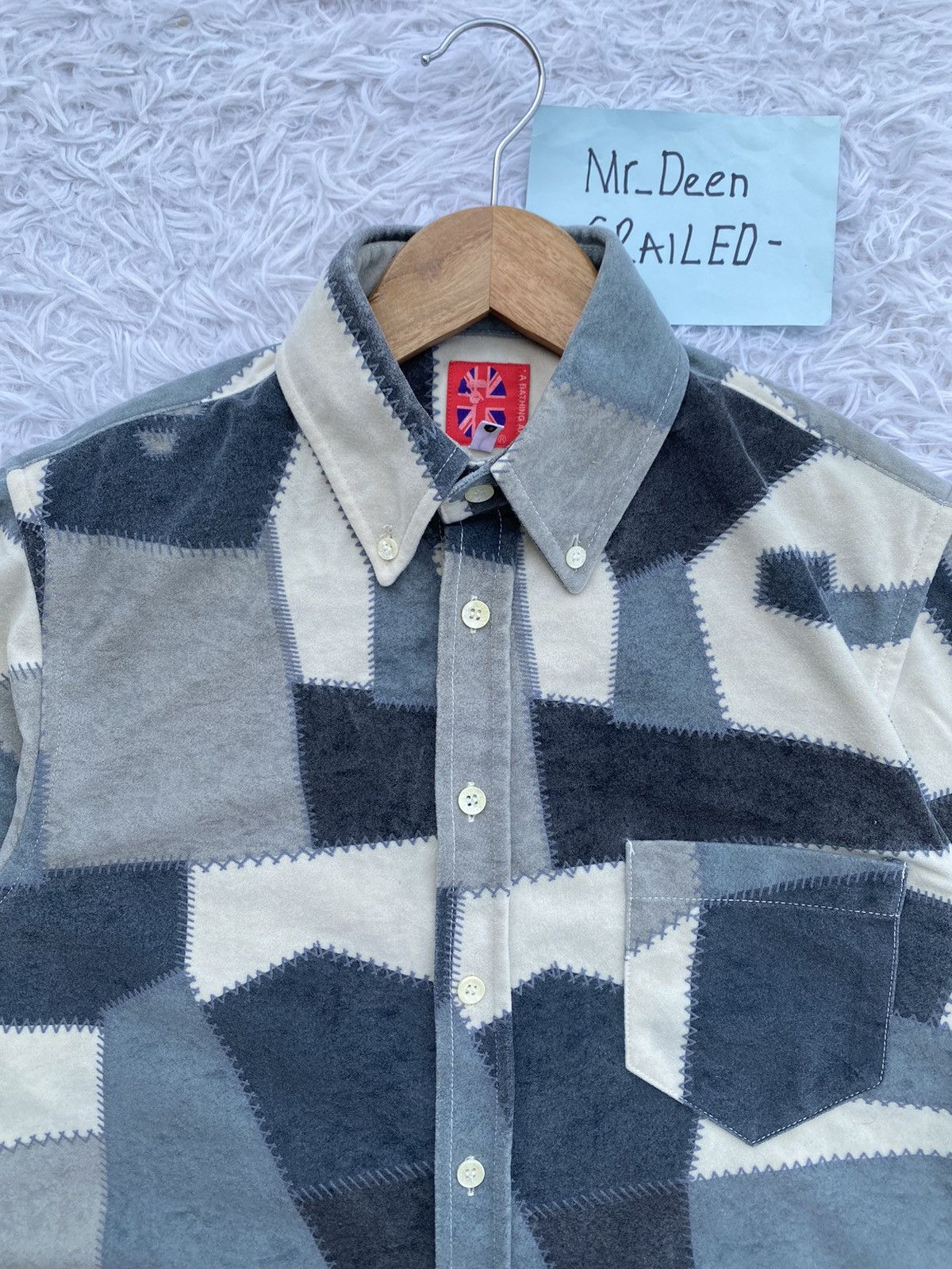 Bape Rare Vintage BAPE Monogram Buttons Shirt Size US S / EU 44-46 / 1 - 5 Thumbnail