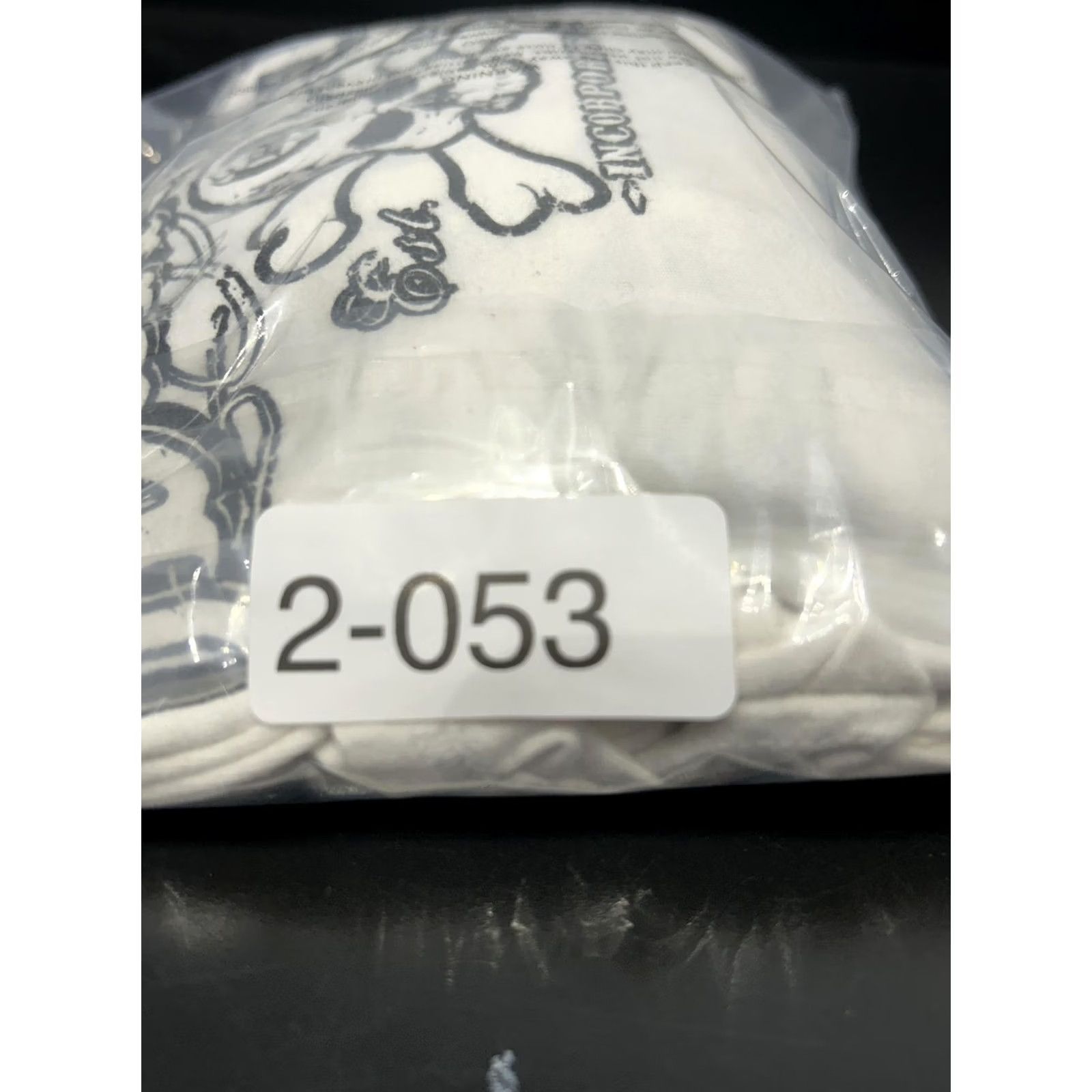 Gildan VINTAGE Hellanbach Shirt Mens 3XL White Skull Crossbones Graphic Biker Tee Tattoo Style Size US XXL / EU 58 / 5 - 7 Thumbnail