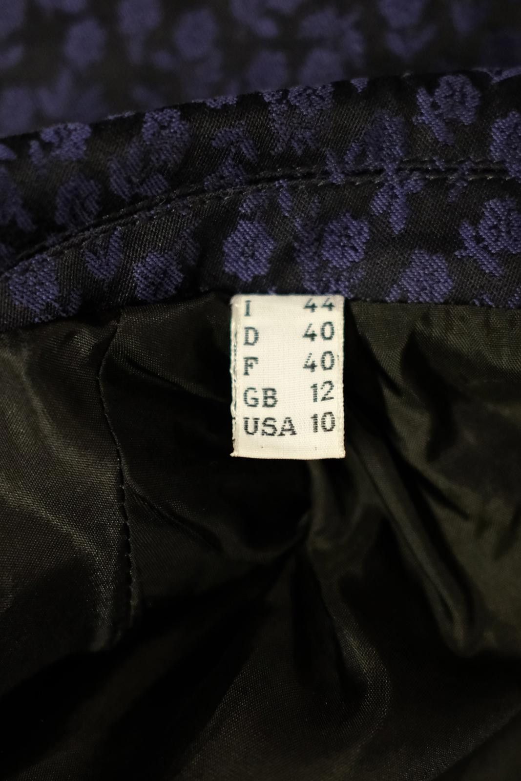 Moschino 90's Moschino Rose All Over Print Blazer Size M / US 6-8 / IT 42-44 - 9 Thumbnail