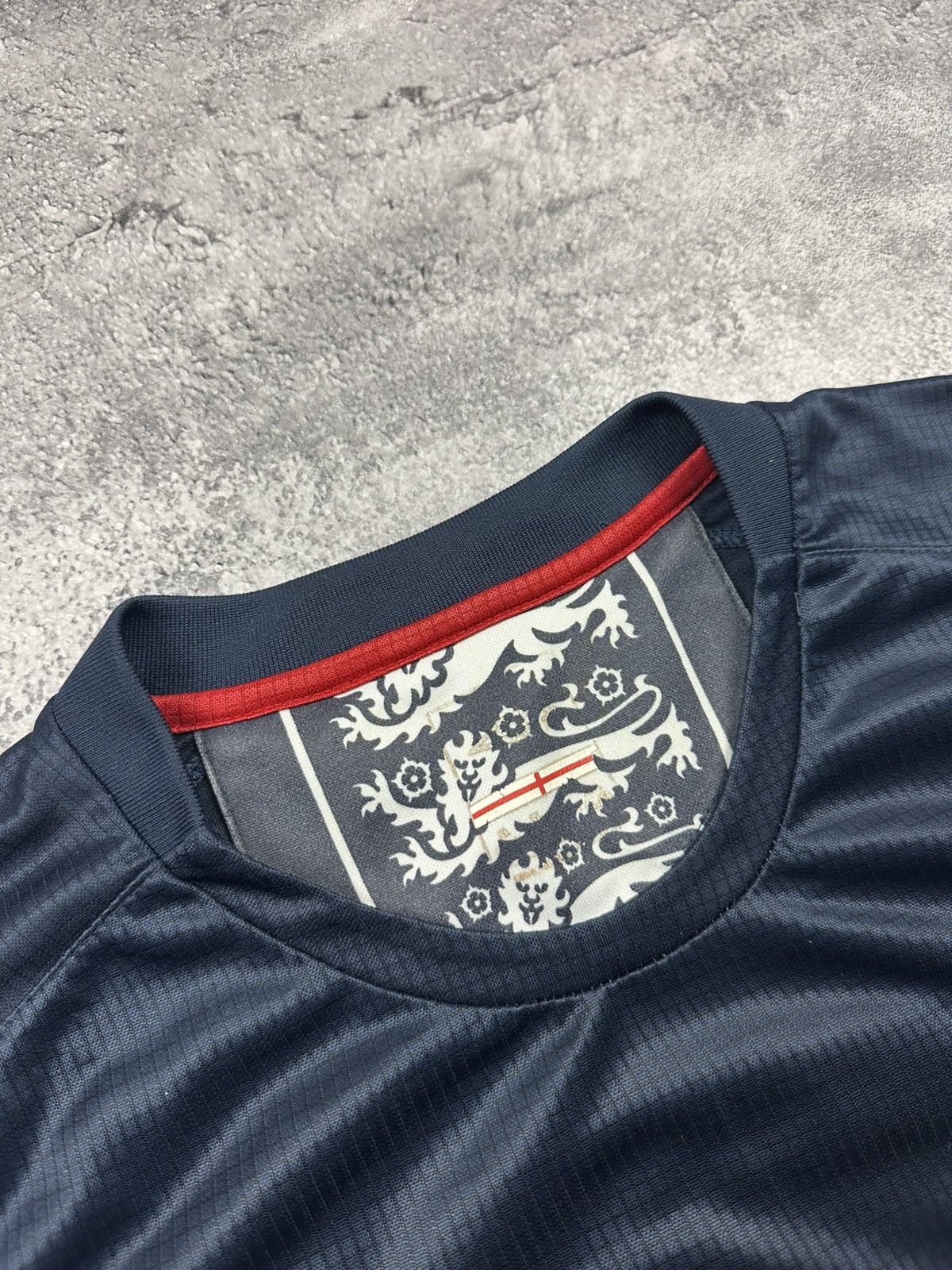 Umbro Vintage Y2K Umbro England Tank Top Soccer Jersey Mesh Size US XL / EU 56 / 4 - 5 Thumbnail