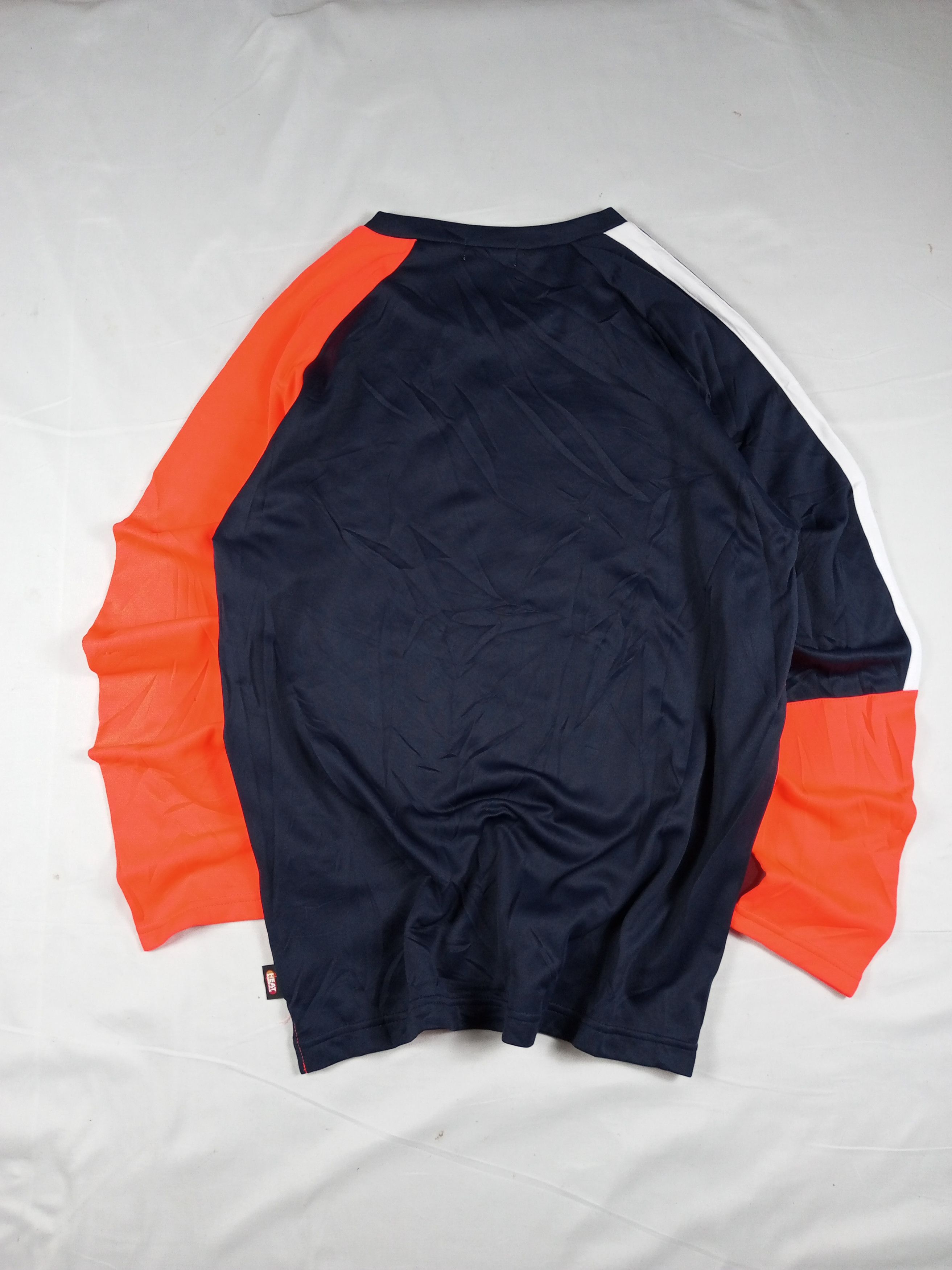 Japanese Brand YONEX HEAT CAPSULE LONG SLEEVE POLYESTER T SHIRT Size US M / EU 48-50 / 2 - 11 Thumbnail