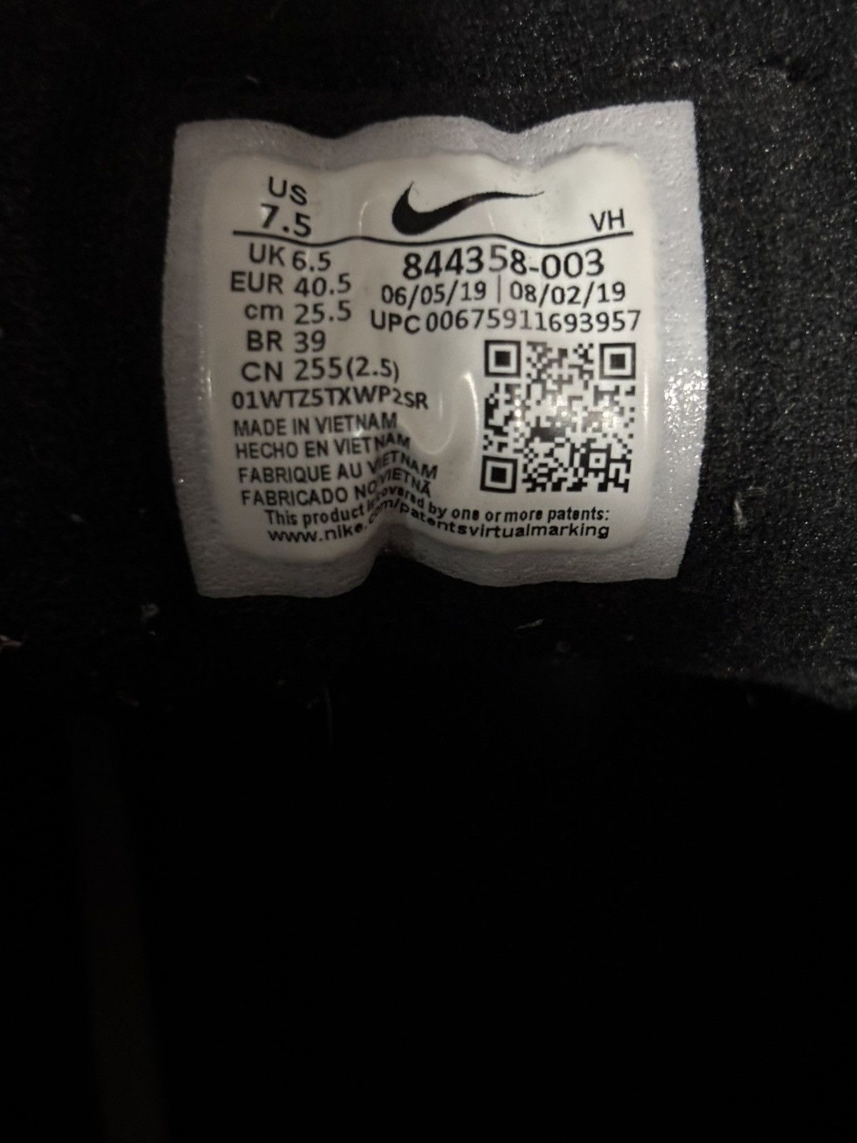Nike Nike Manoadome Black/Black Size US 7 / EU 40 - 4 Thumbnail