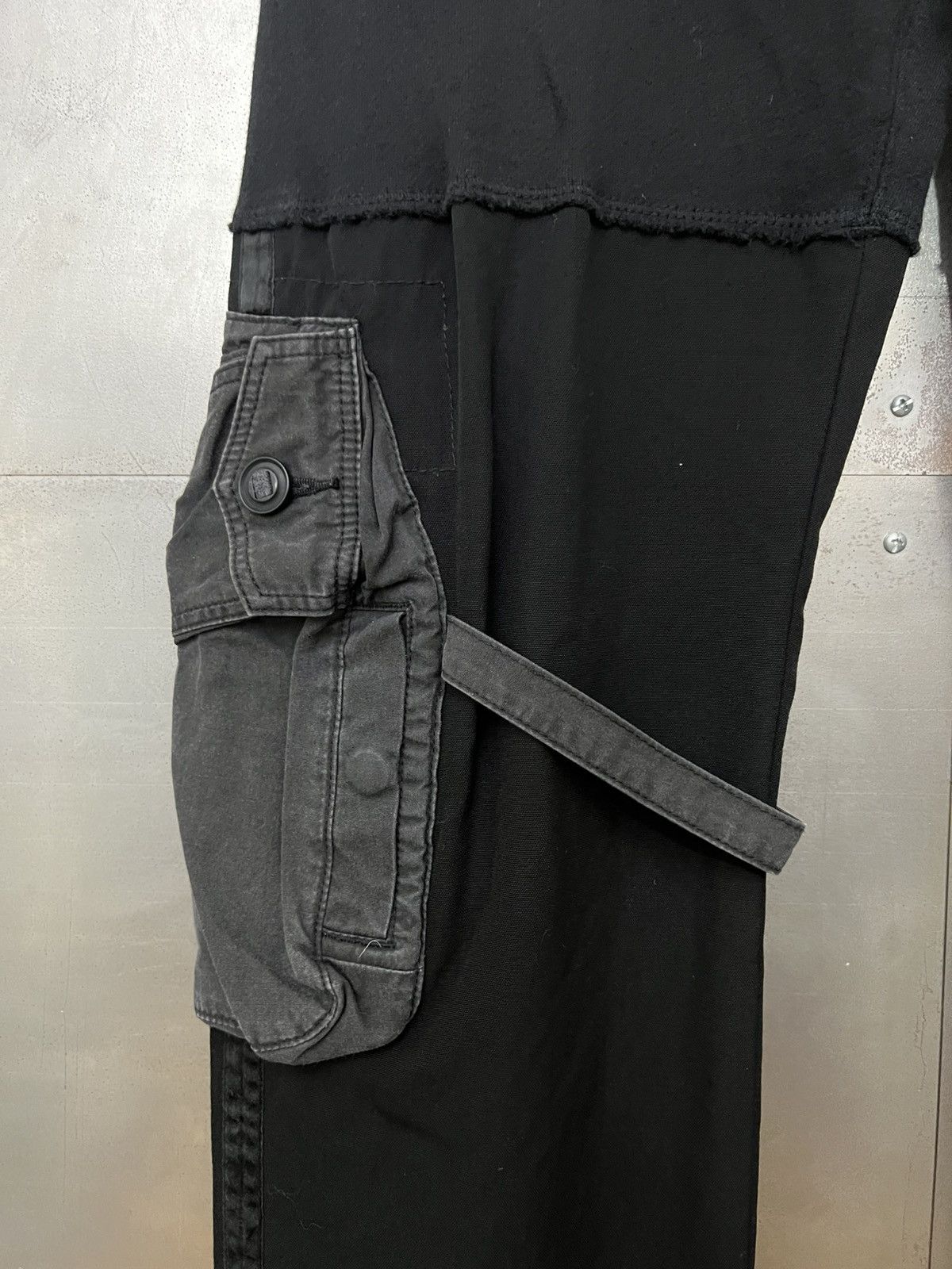 Number (N)ine Number (N)ine AW05 Hybrid Cargo Pants Size US 34 / EU 50 - 3 Thumbnail