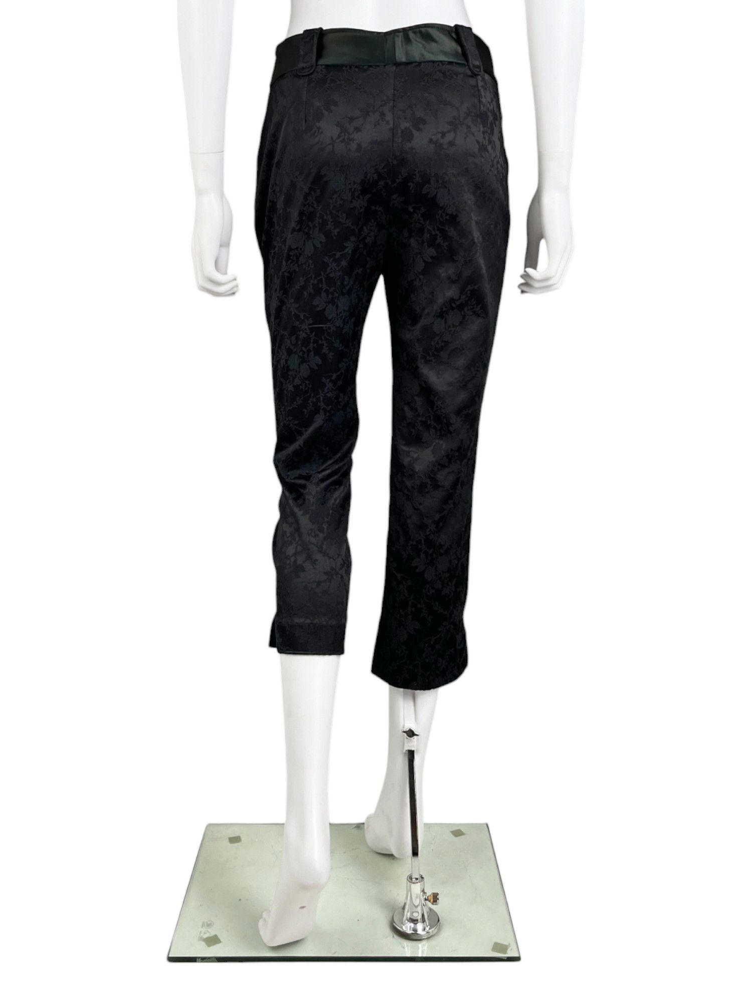 Dolce & Gabbana Black Floral Capri Pants Size 27" / US 4 / IT 40 - 3 Thumbnail