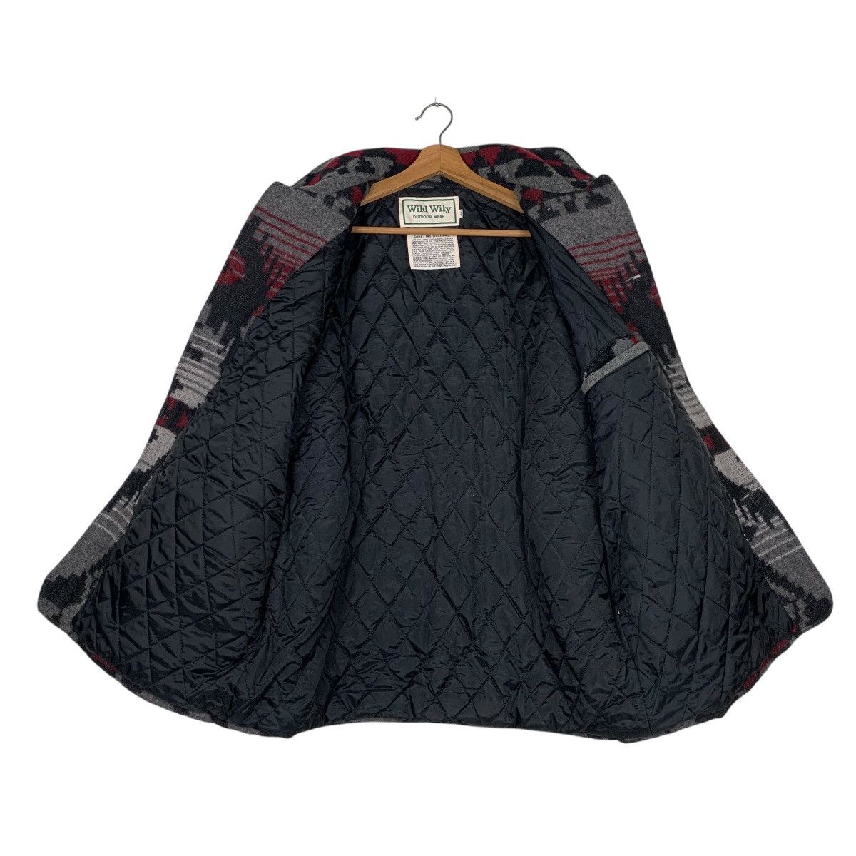Japanese Brand Vintage Wild Willy Navajo Aztech Outdoor Jacket Size US L / EU 52-54 / 3 - 11 Thumbnail