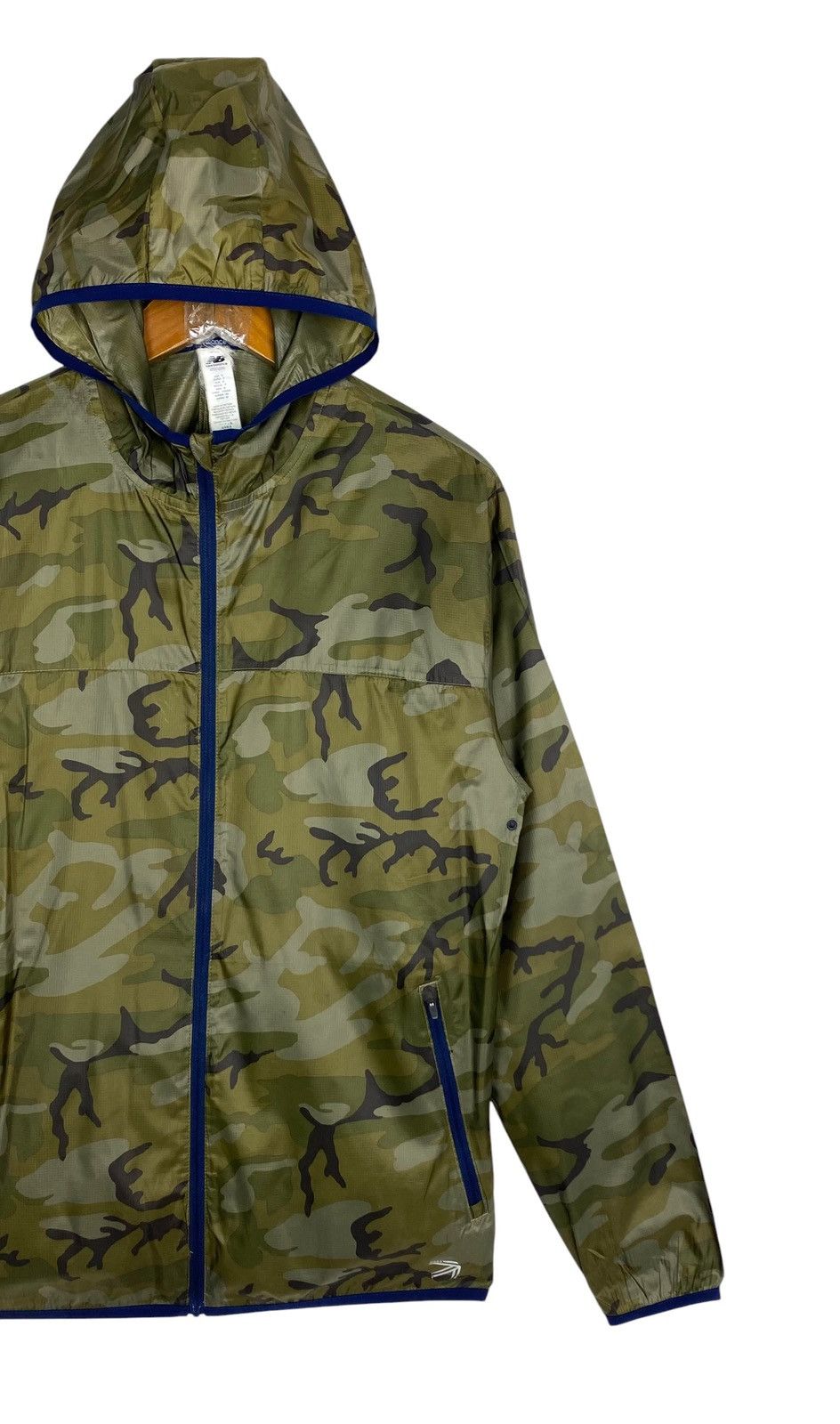 New Balance Rare‼️ New Balance Camouflage Windcheater Jacket Size US S / EU 44-46 / 1 - 3 Thumbnail