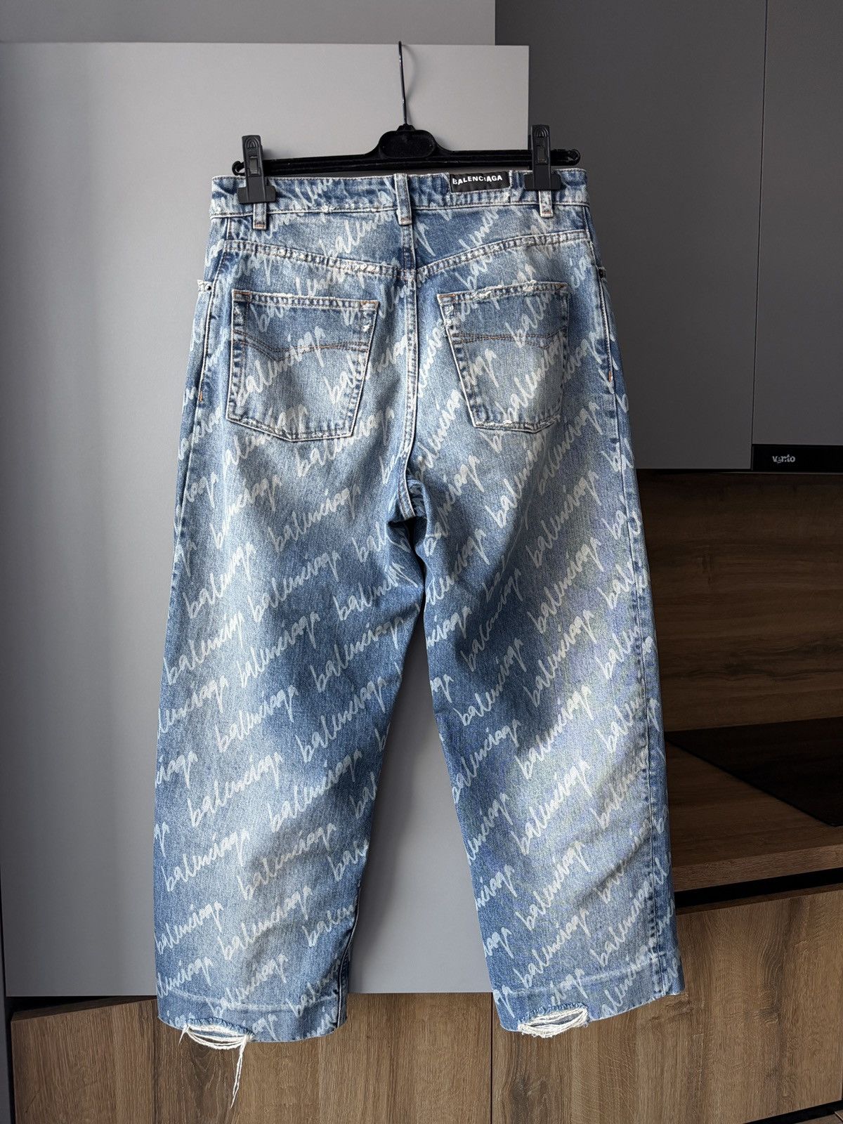 Balenciaga Balenciaga All-Over Signature Scribble-Print Baggy Jeans Size US 28 / EU 44 - 7 Thumbnail