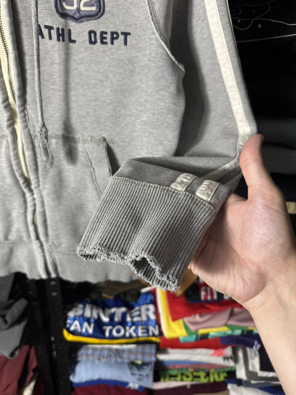 Abercrombie & Fitch Vintage Abercrombie & Fitch Distressed Zip Hoodie Y2K Grey Size US S / EU 44-46 / 1 - 5 Thumbnail