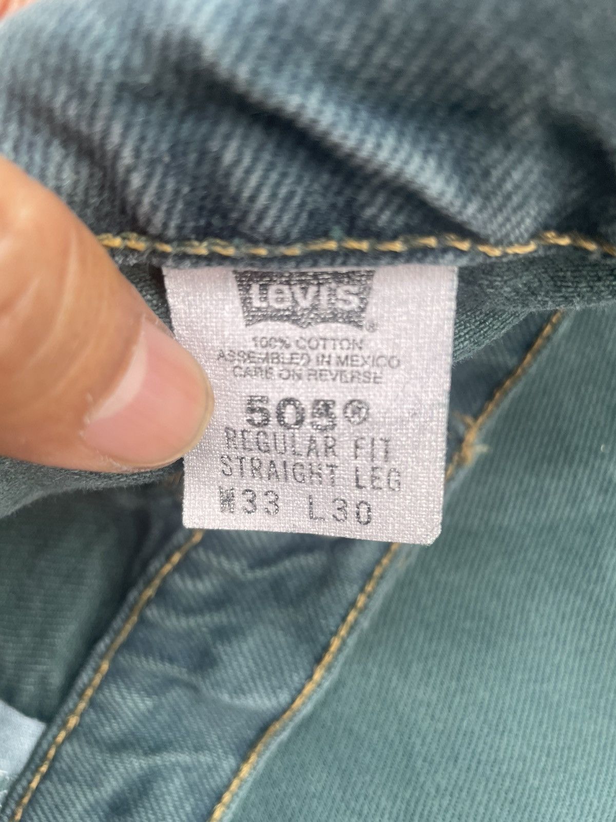 Levi's Vintage 1998 Levis 505 Single R Faded Distresed Size US 33 - 19 Thumbnail