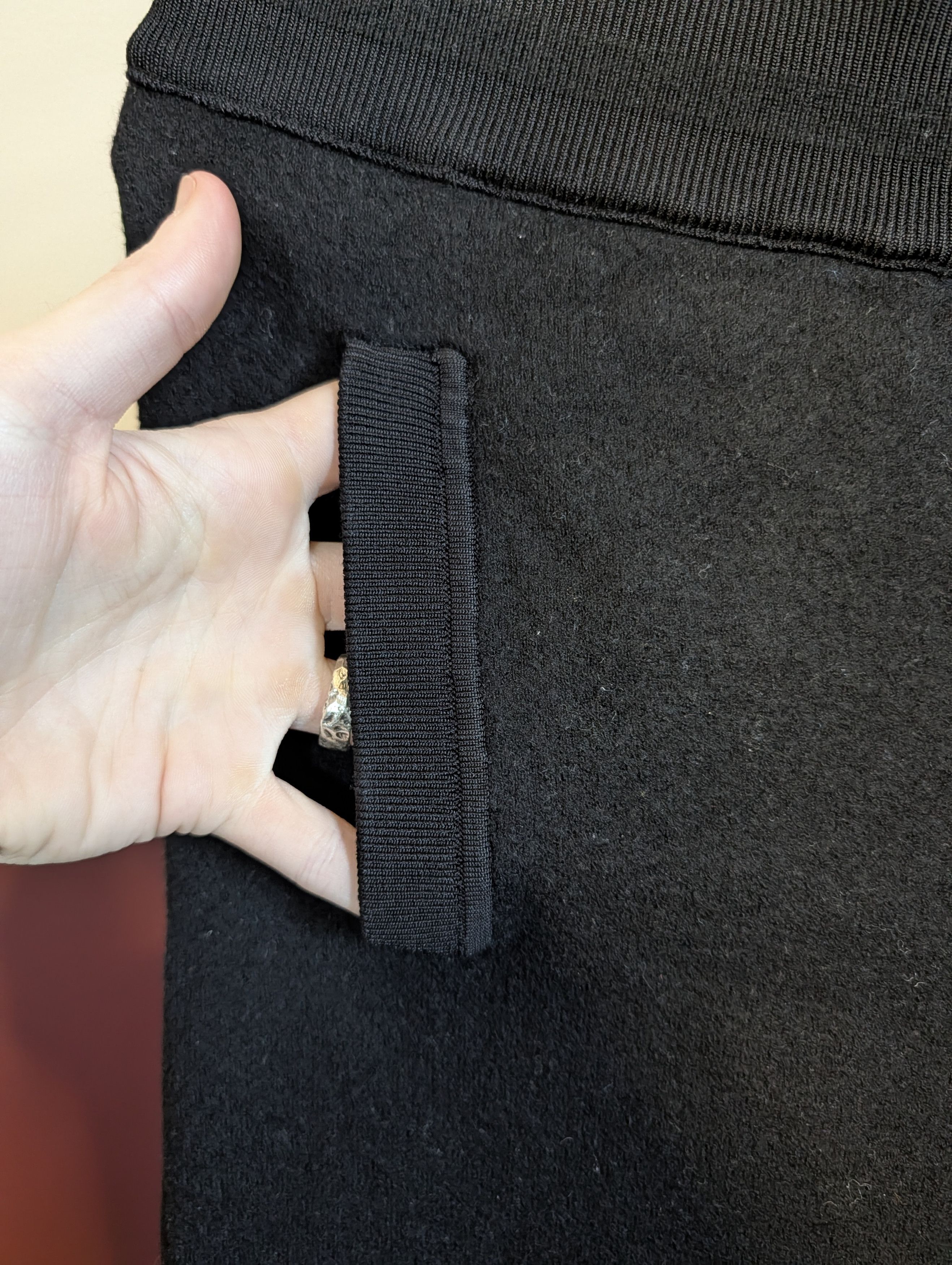Marc by Marc Jacobs Thick fuzzy wool knit black joggers sweatpants Medium Size US 32 / EU 48 - 4 Thumbnail