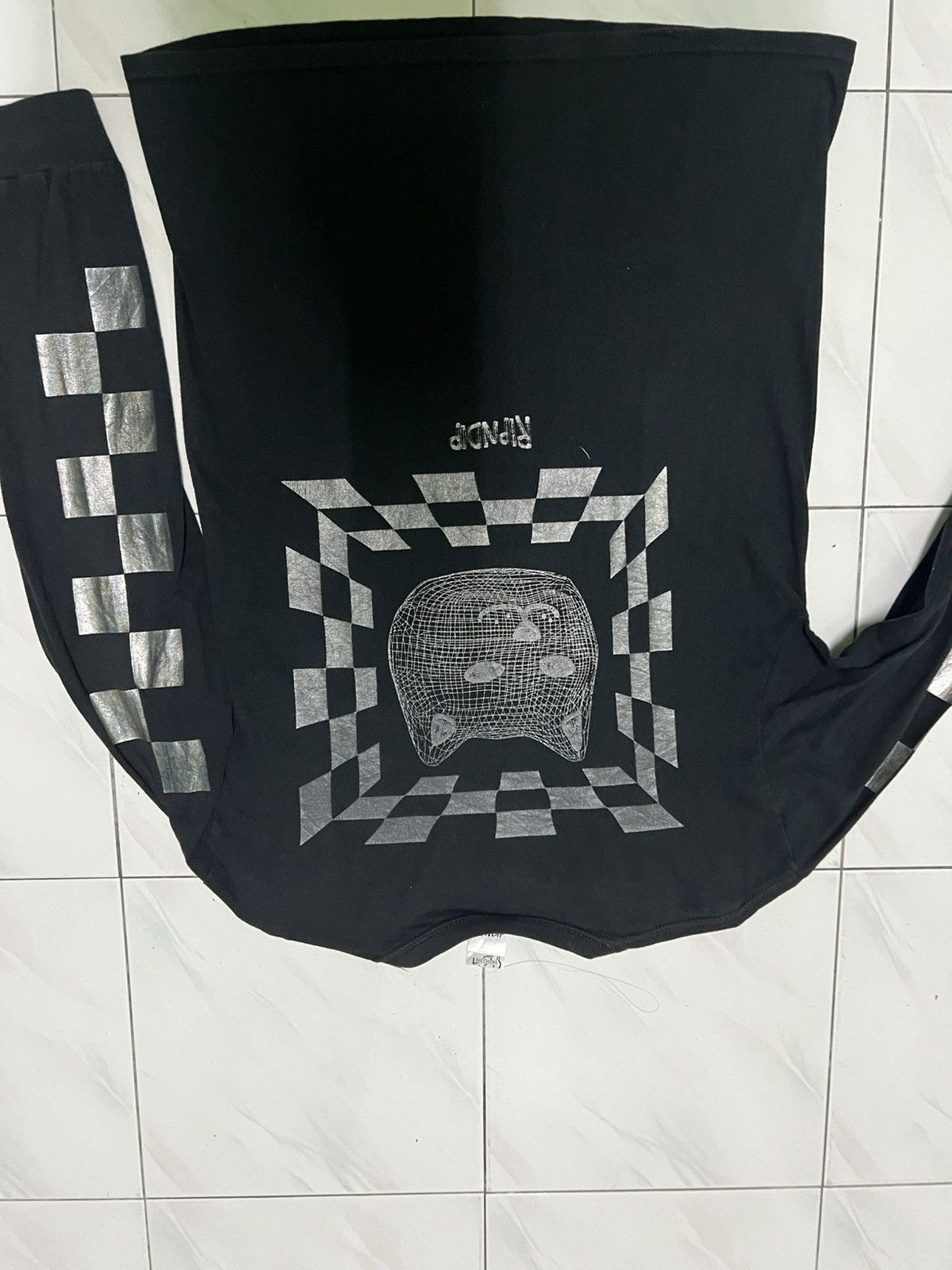 RIPNDIP Rip N Dip long sleeve Size US M / EU 48-50 / 2 - 4 Thumbnail